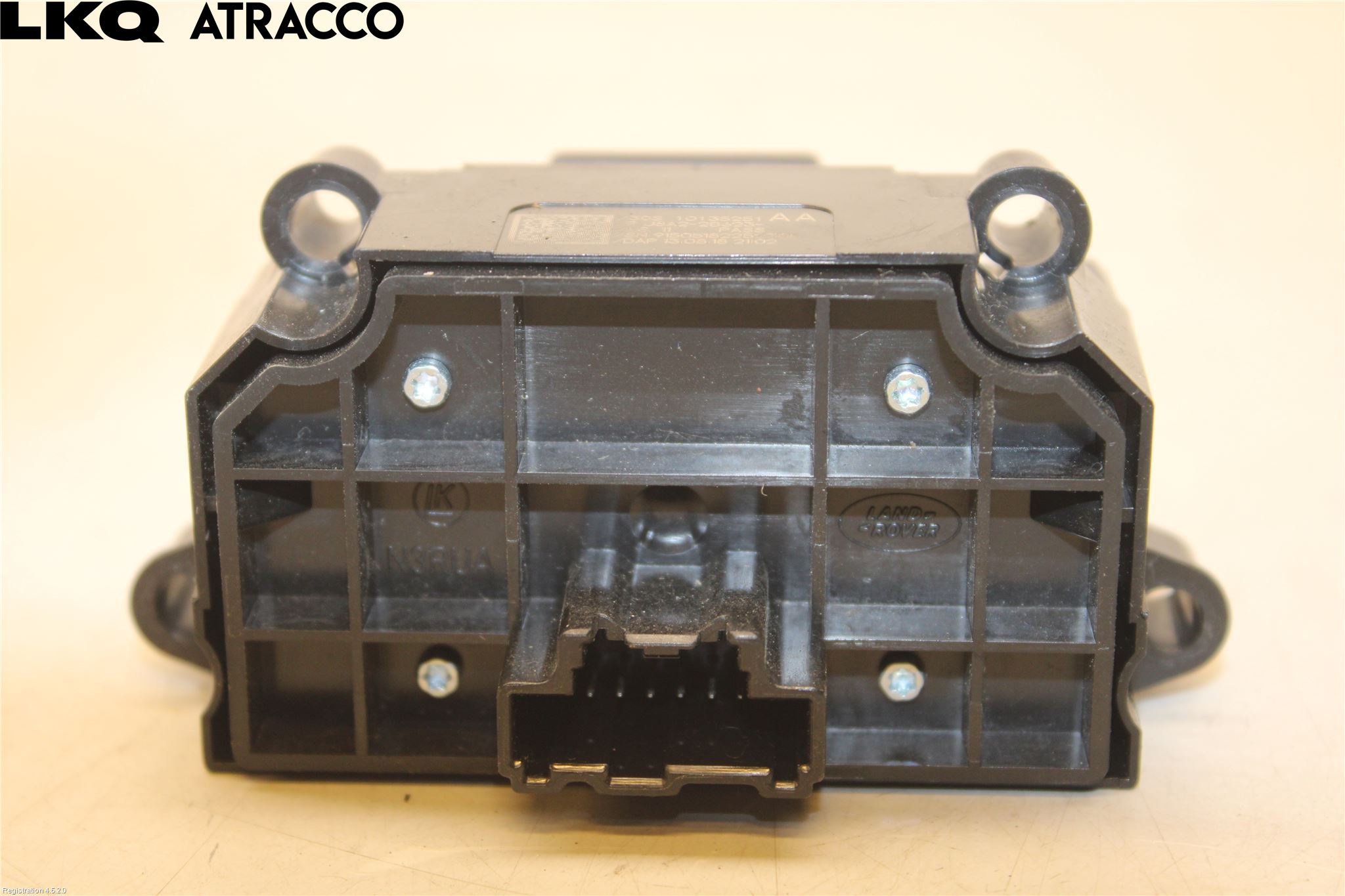 Jaguar I-PACE 18- Bryter Parkeringsbrems