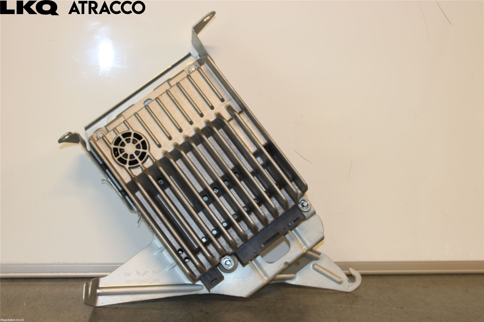 Mercedes-Benz MB E-KLASS (W212) 09-16 Stereo Forsterker