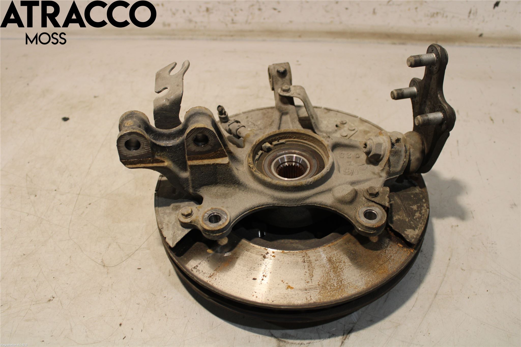 Peugeot 3008 17-24 Spindel Hf