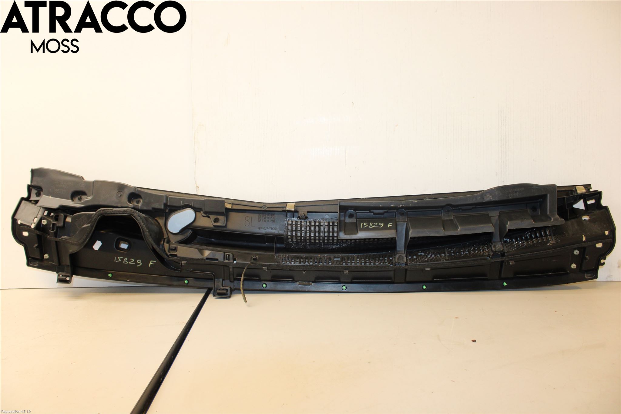 Toyota YARIS XP130 15-20 Visker Deksel-Grill-Under Frr