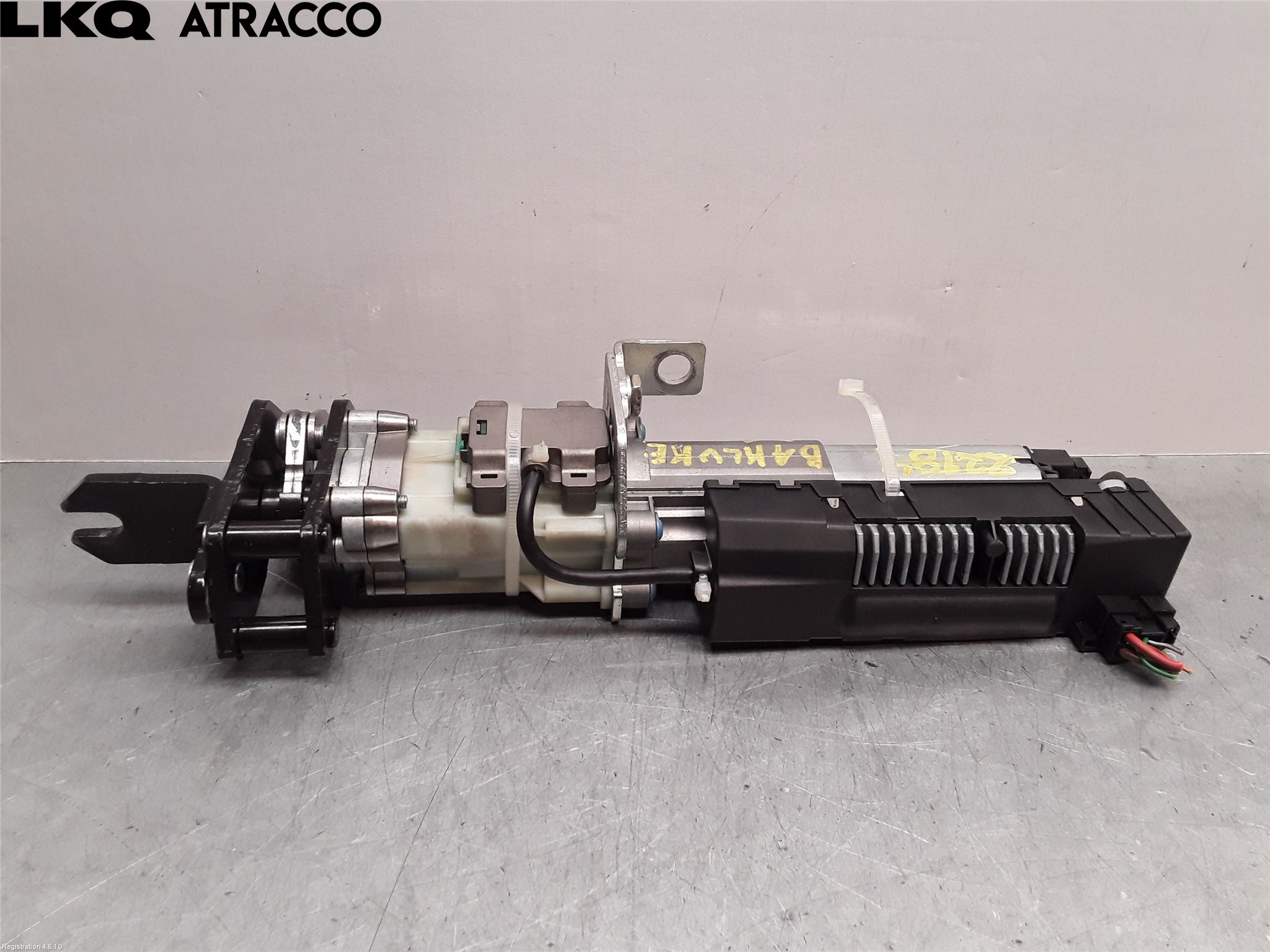 Volkswagen VW GOLF VI 09-13 Baklukeåpner Automatisk