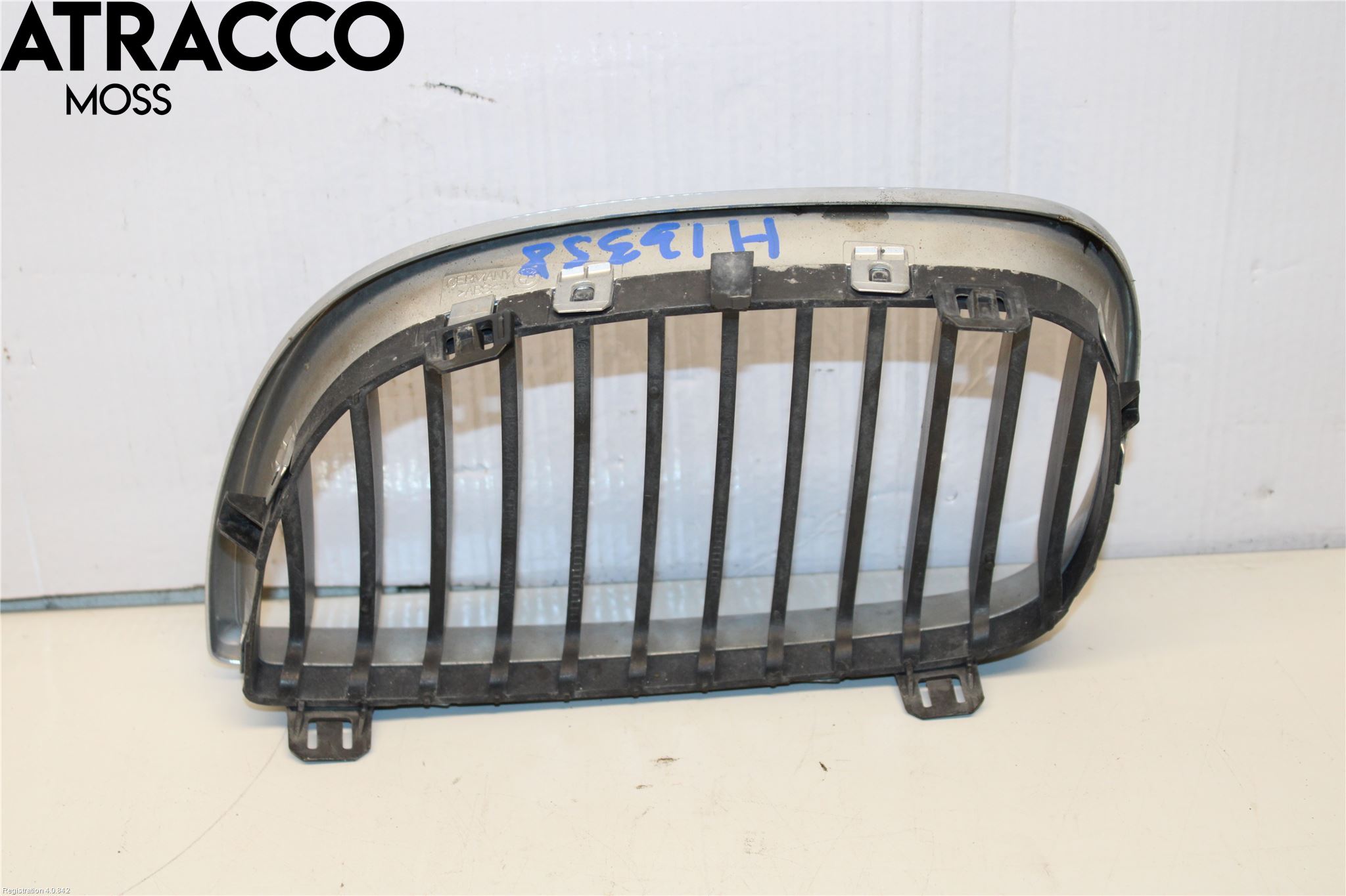 BMW 1 E87/81 5D/3D 03-11 Grilldel Høyre