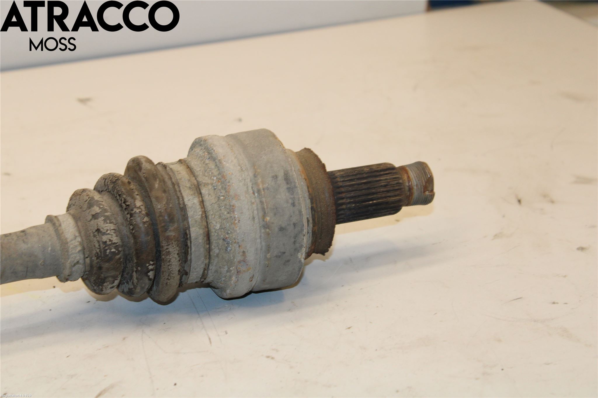 BMW 3 F30/F31/F80 12-19 Drivaksel Bak Kompl Venstre