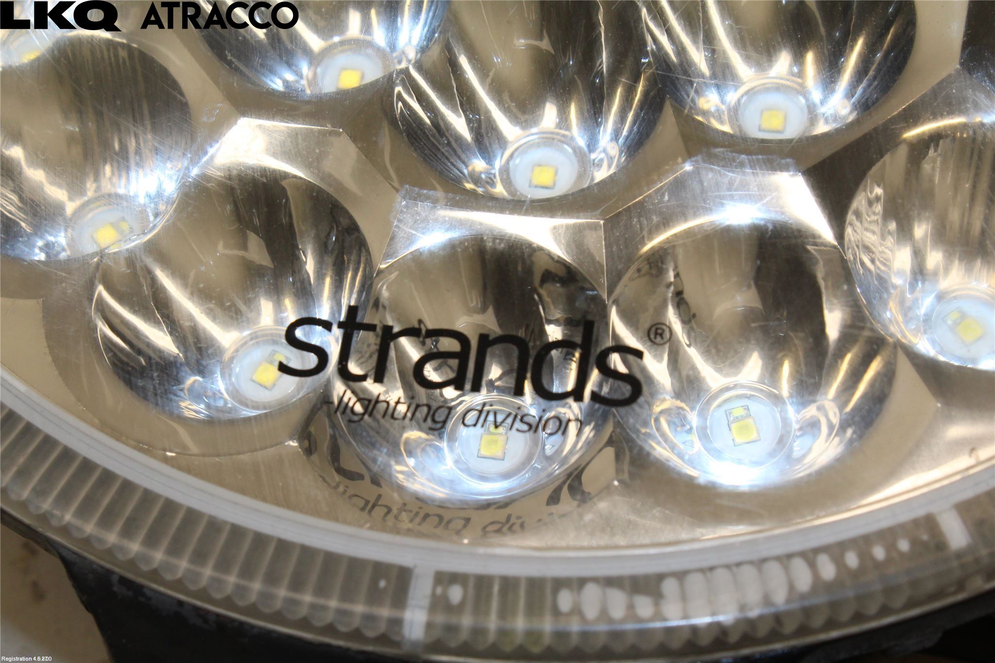 Volkswagen VW TRANSP/CARAVELLE (T5) 04-15 Frontlykt  Ekstralys (1000M)