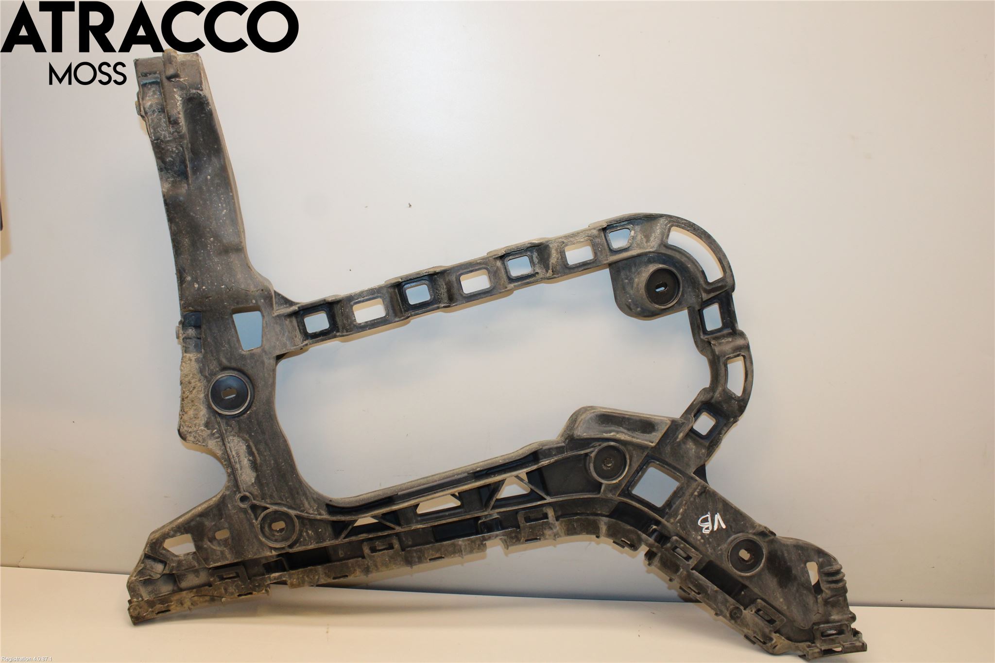 Volkswagen VW PASSAT 15-19 Støtfanger Bak Feste