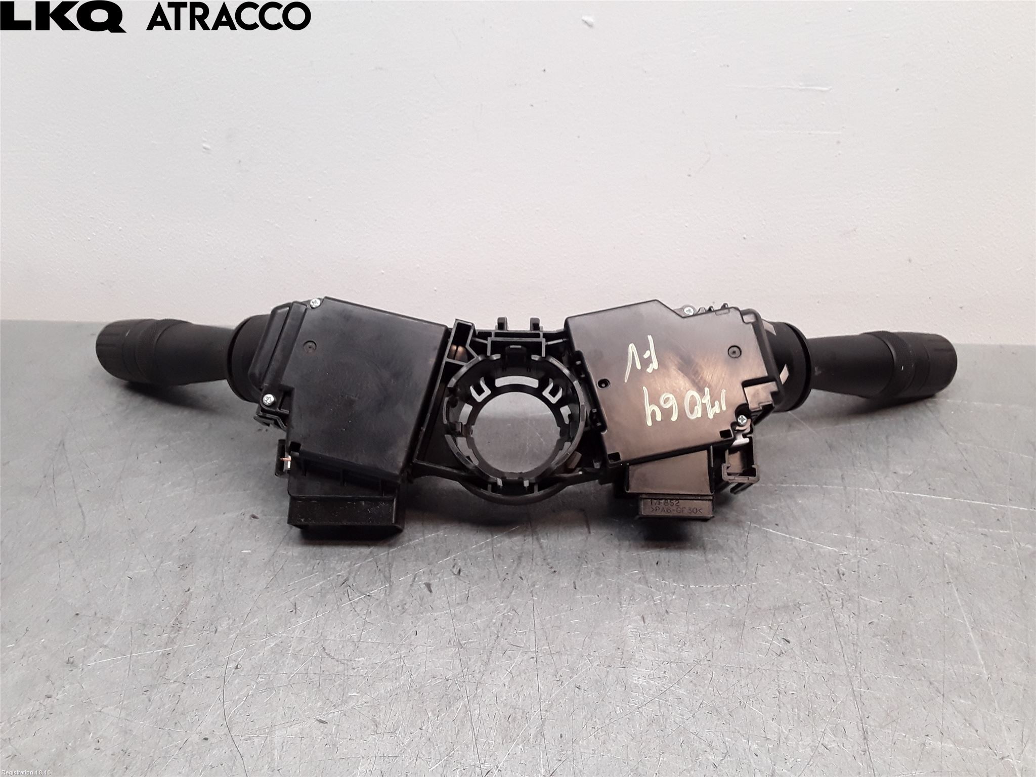 Toyota AURIS 13-19 Bryter Ratt Kombi H Og V