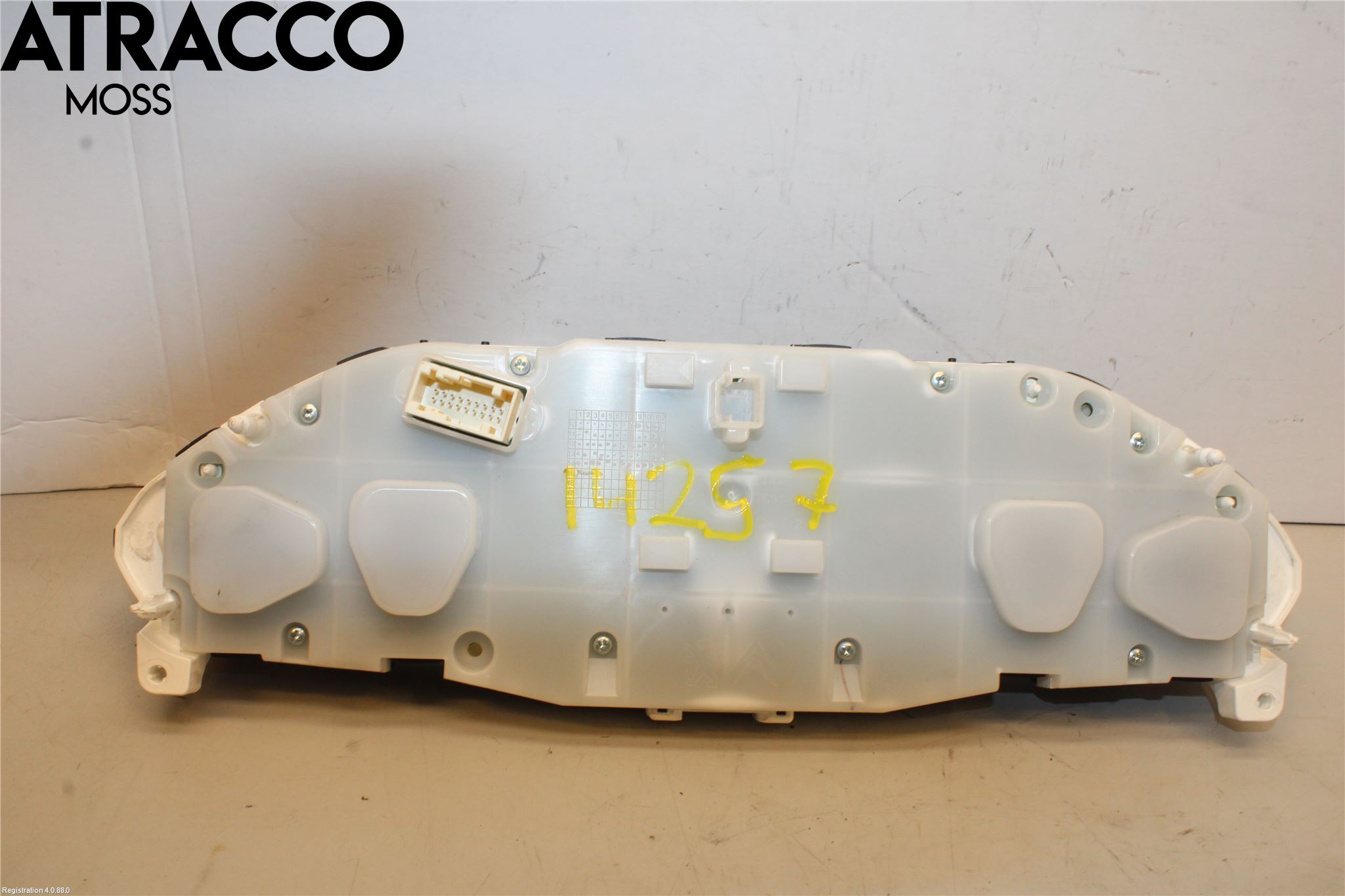 Peugeot 208 12-15 Instr Kombinert