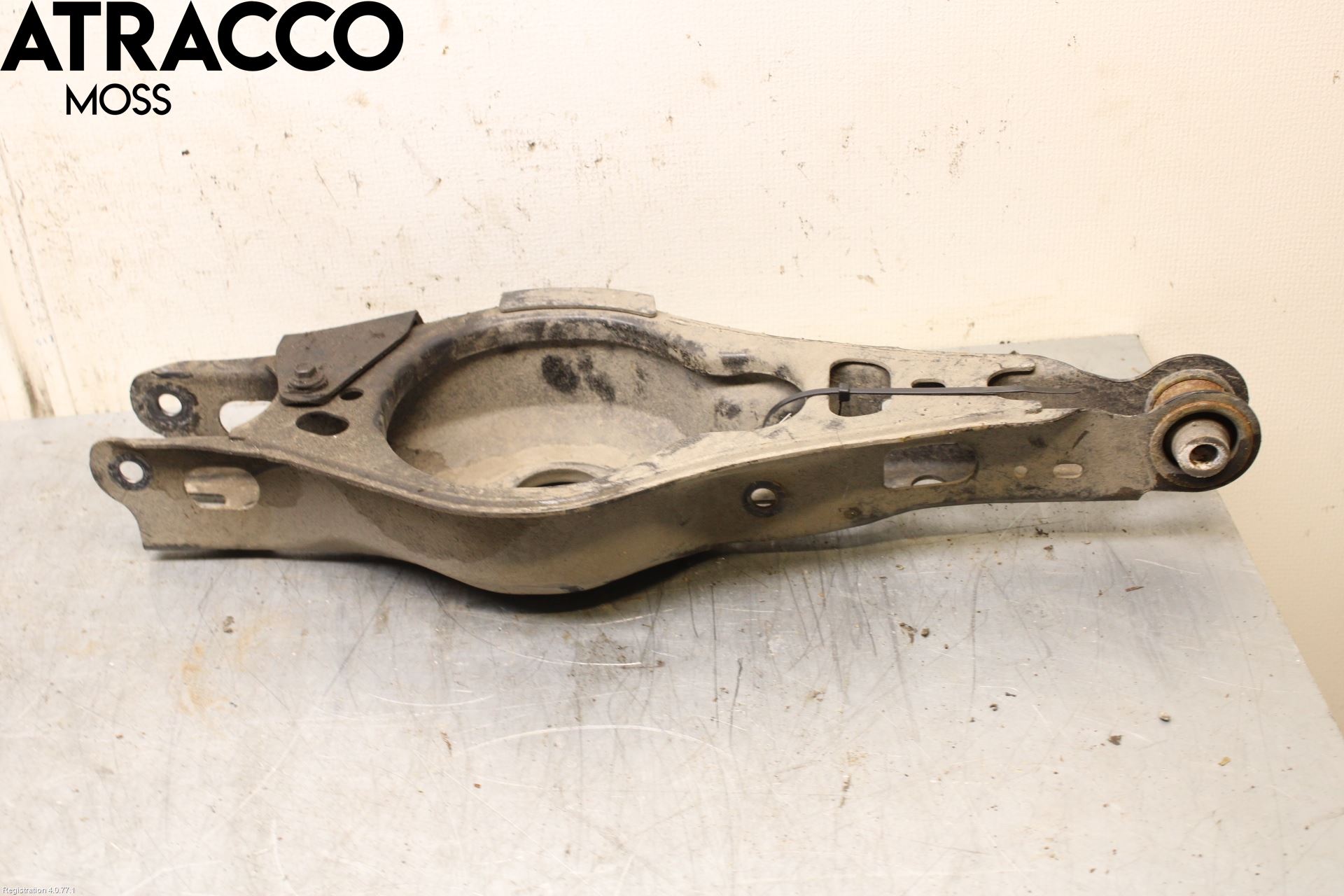 Toyota RAV4 19- Bærearm Bak Høyre