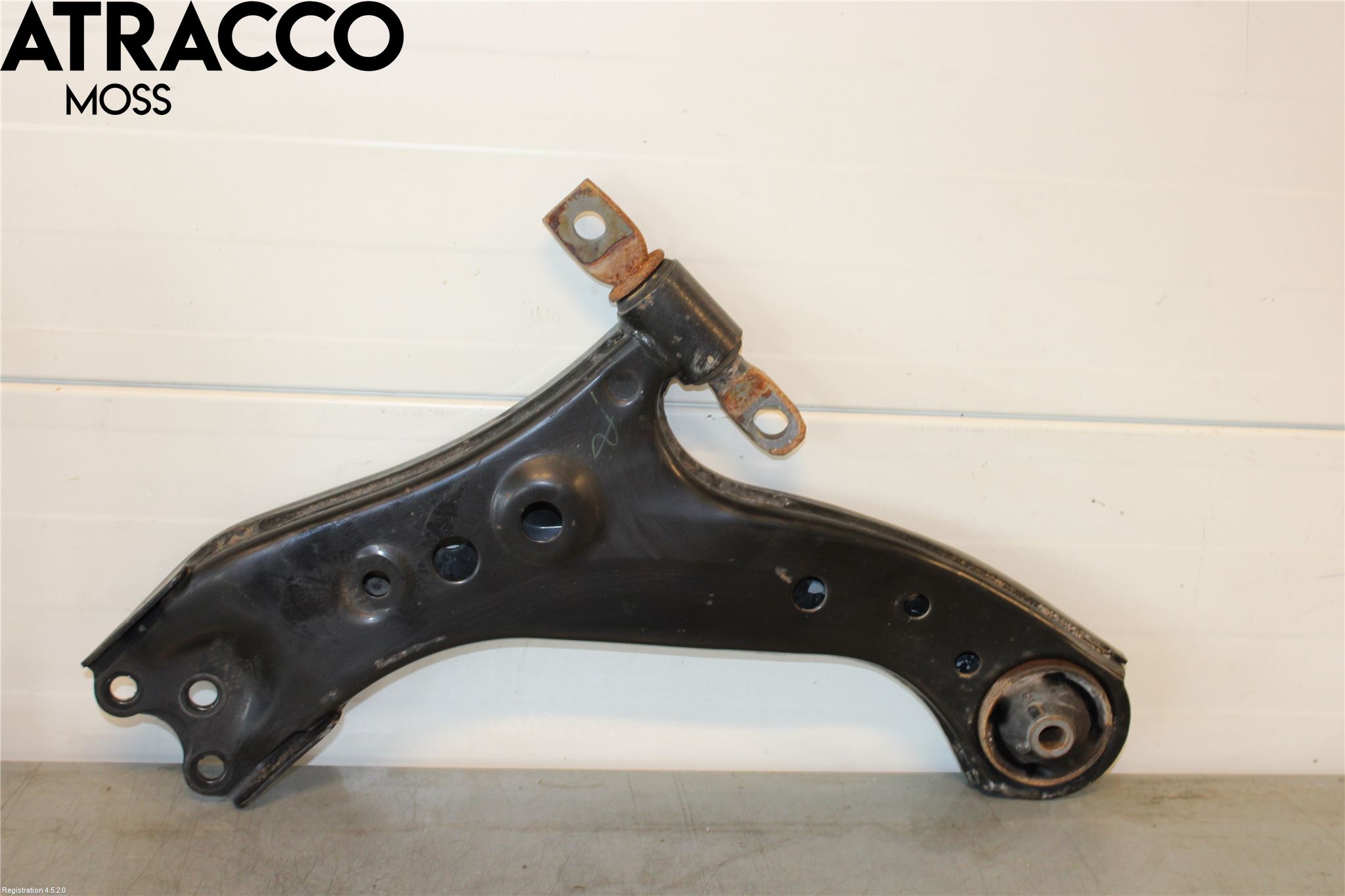 Toyota RAV4 19- Bærearm Foran Høyre Nedre