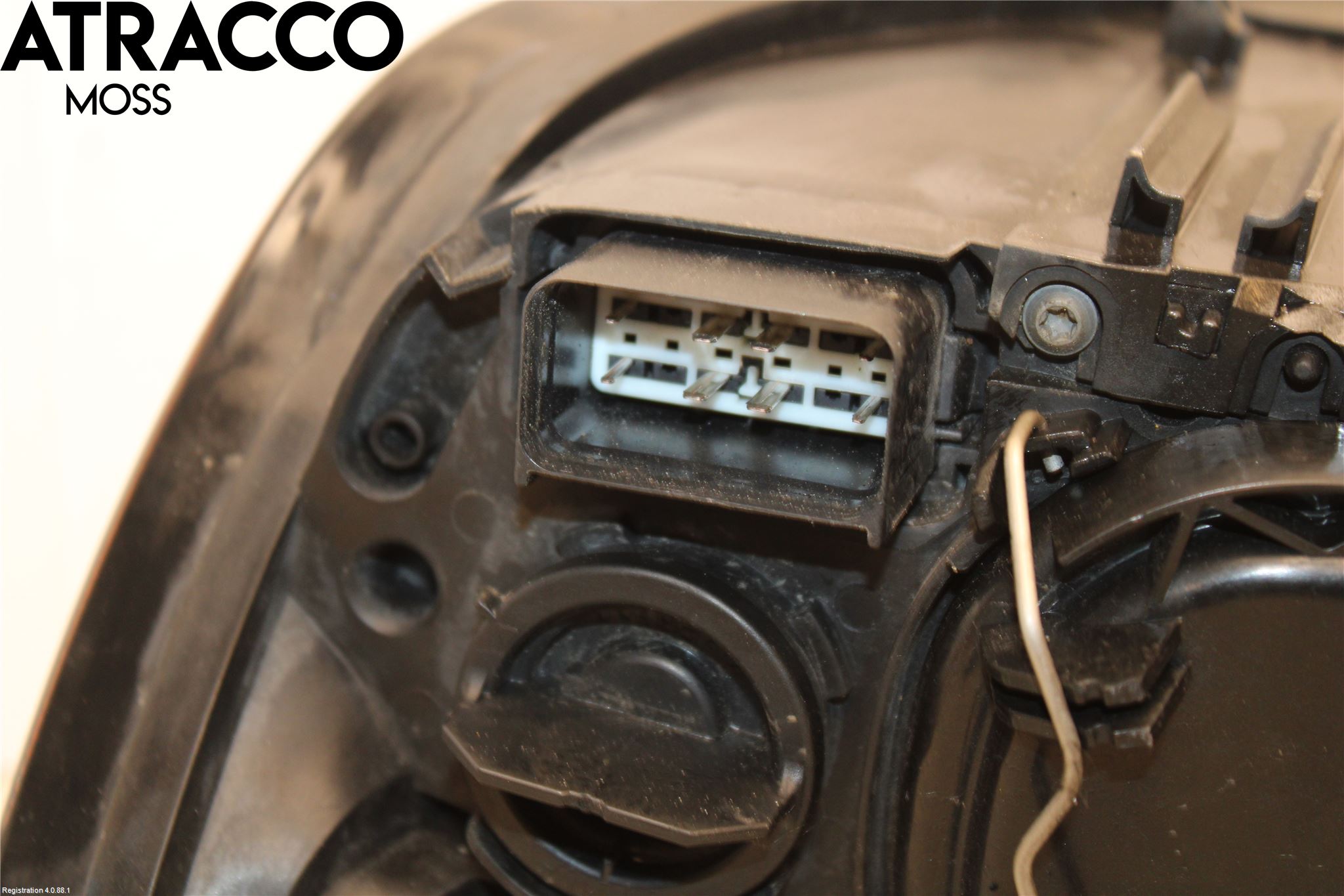 Volvo V50 04-07 Frontlykt Høyre