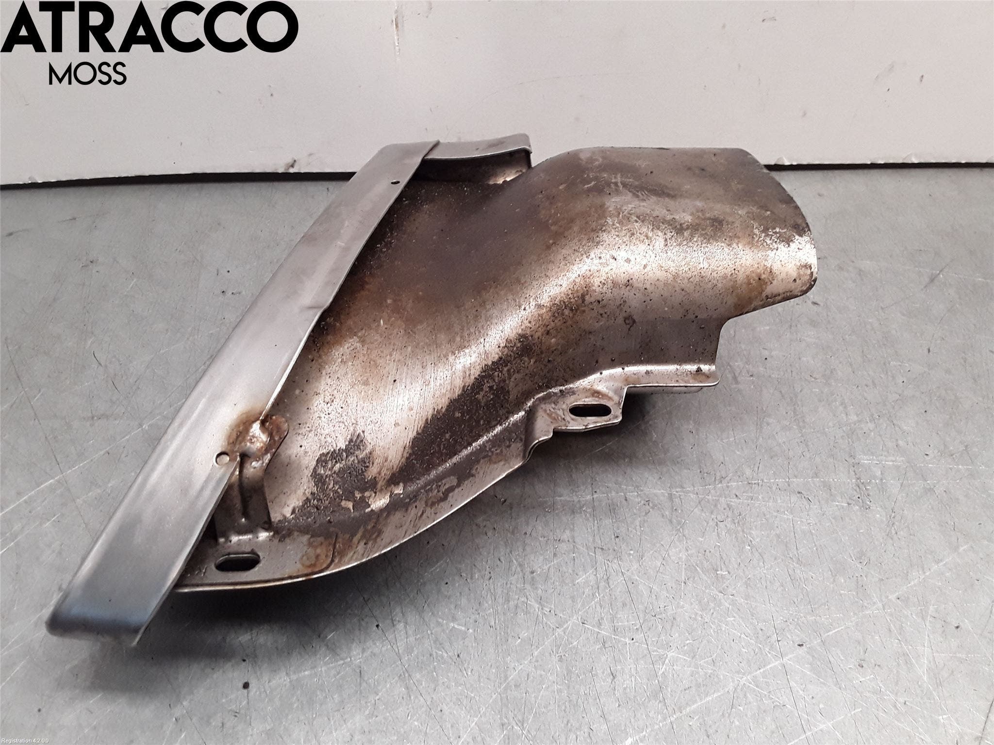 Mercedes-Benz MB C-KLASS (W205) 14-21 Eksos Bakre Potte