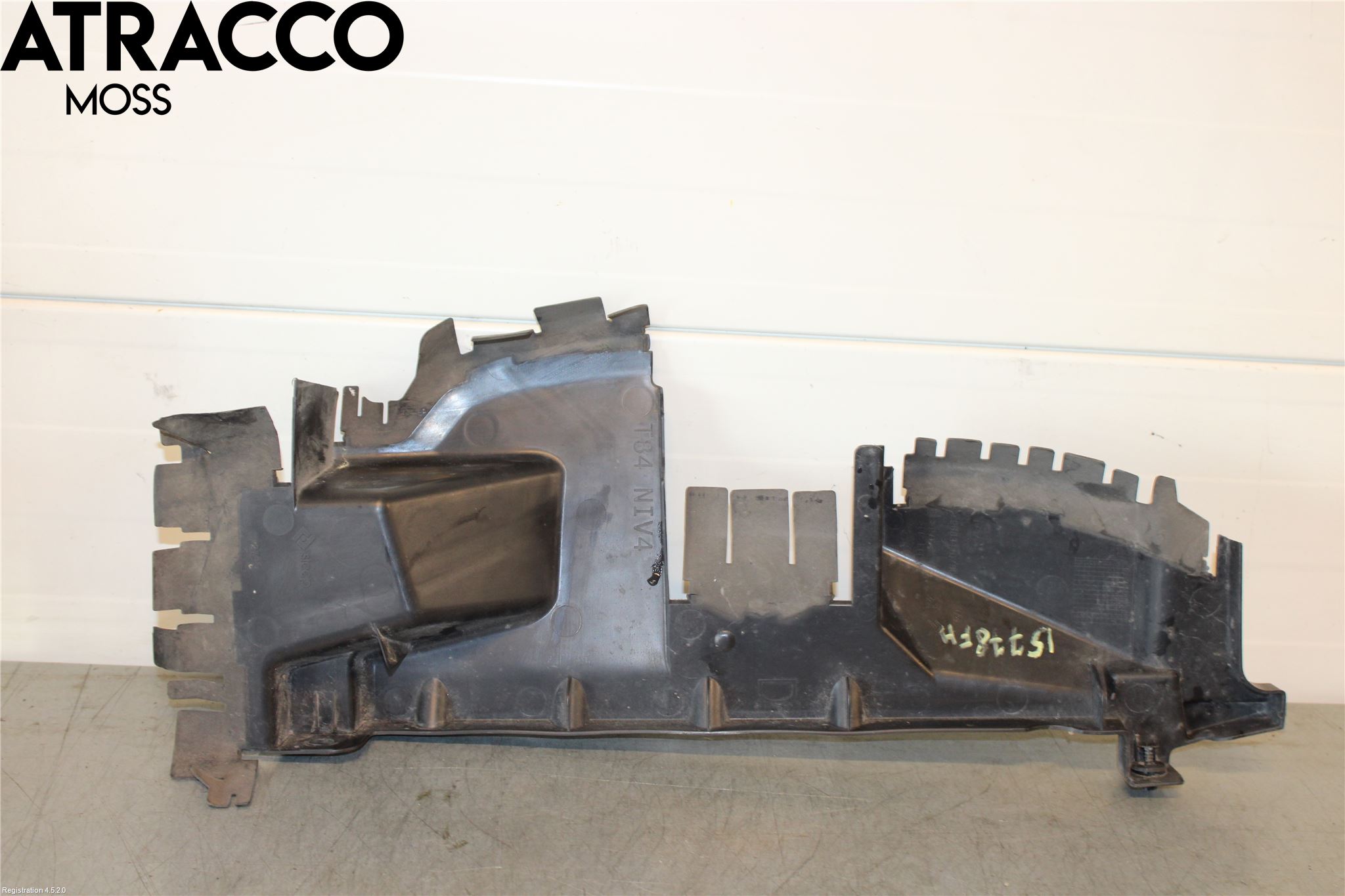 Peugeot 3008 09-16 Luftstyring Front