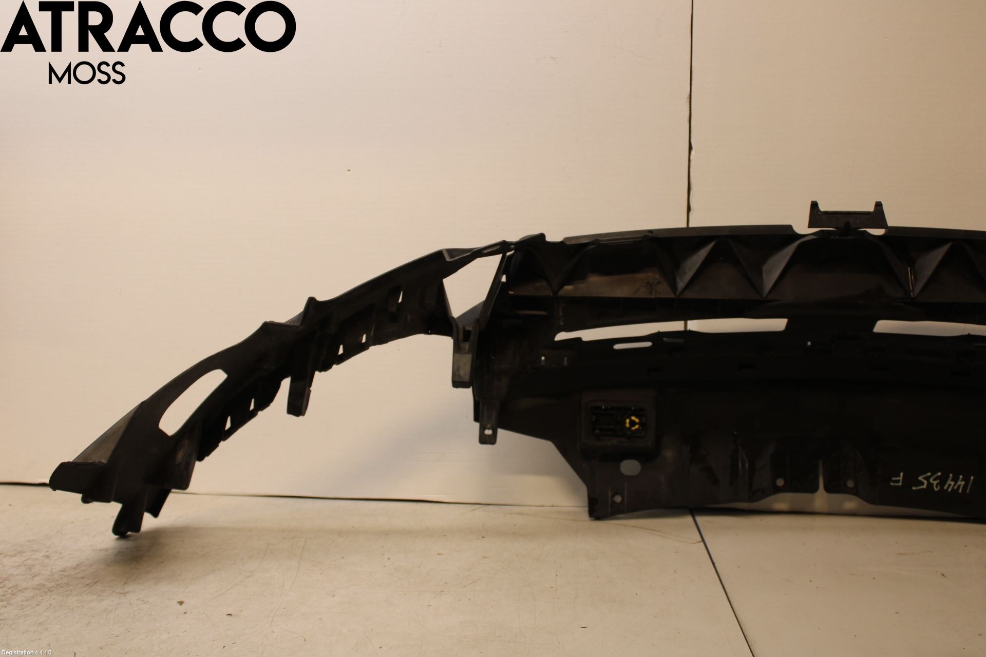 Ford FOCUS 11-14 Støtfanger Foran Midt Del