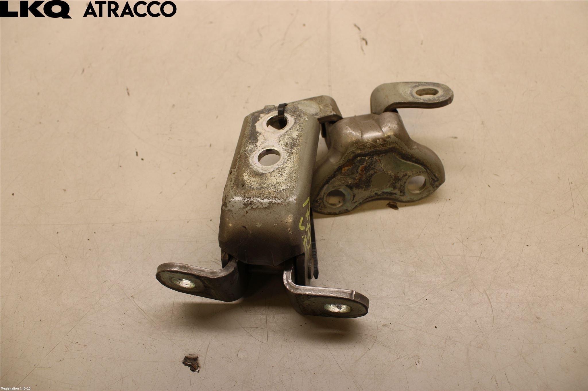 Ford FOCUS 15-18 Dørhengsel