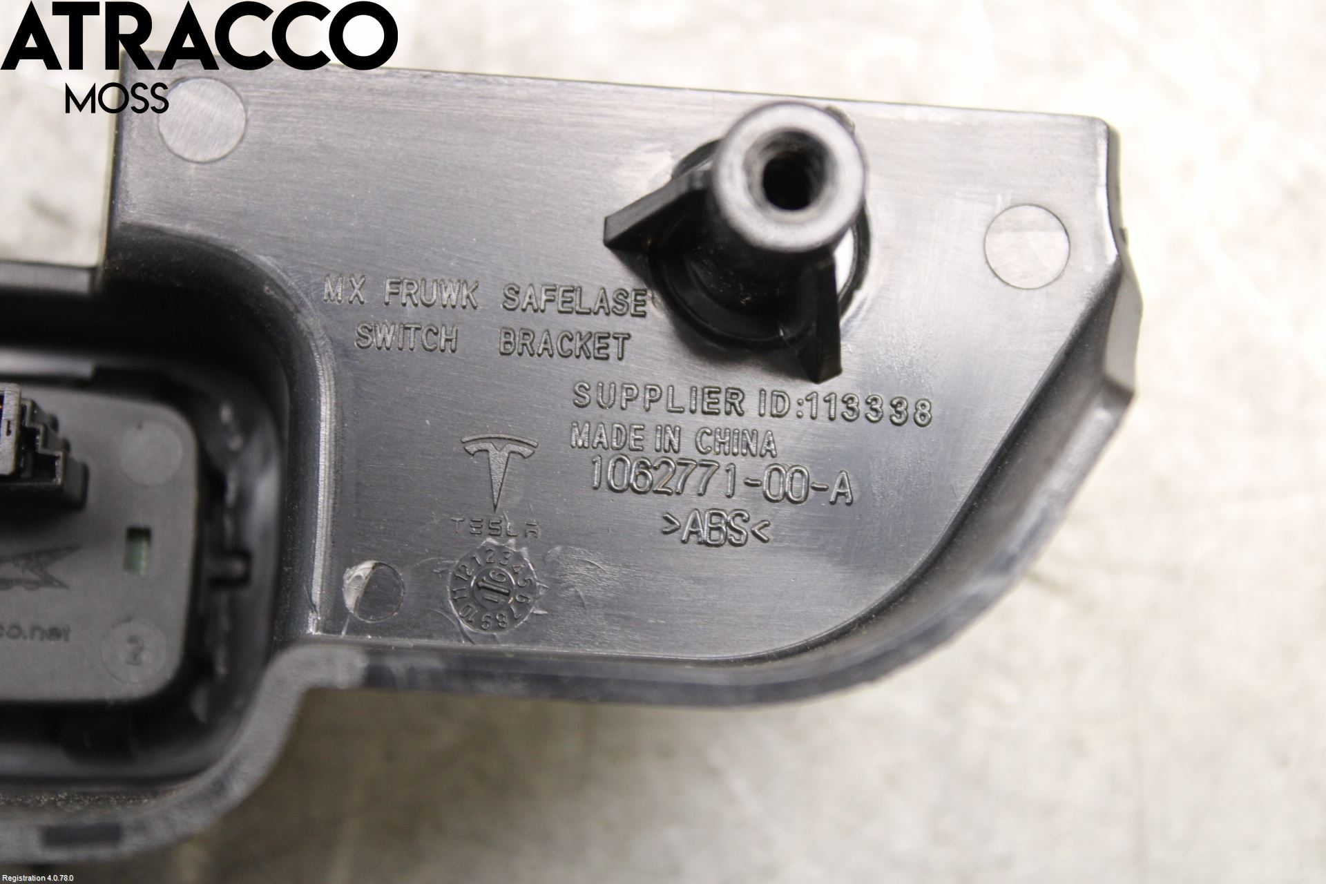 Tesla MODEL X 16- Bryter Øvrig