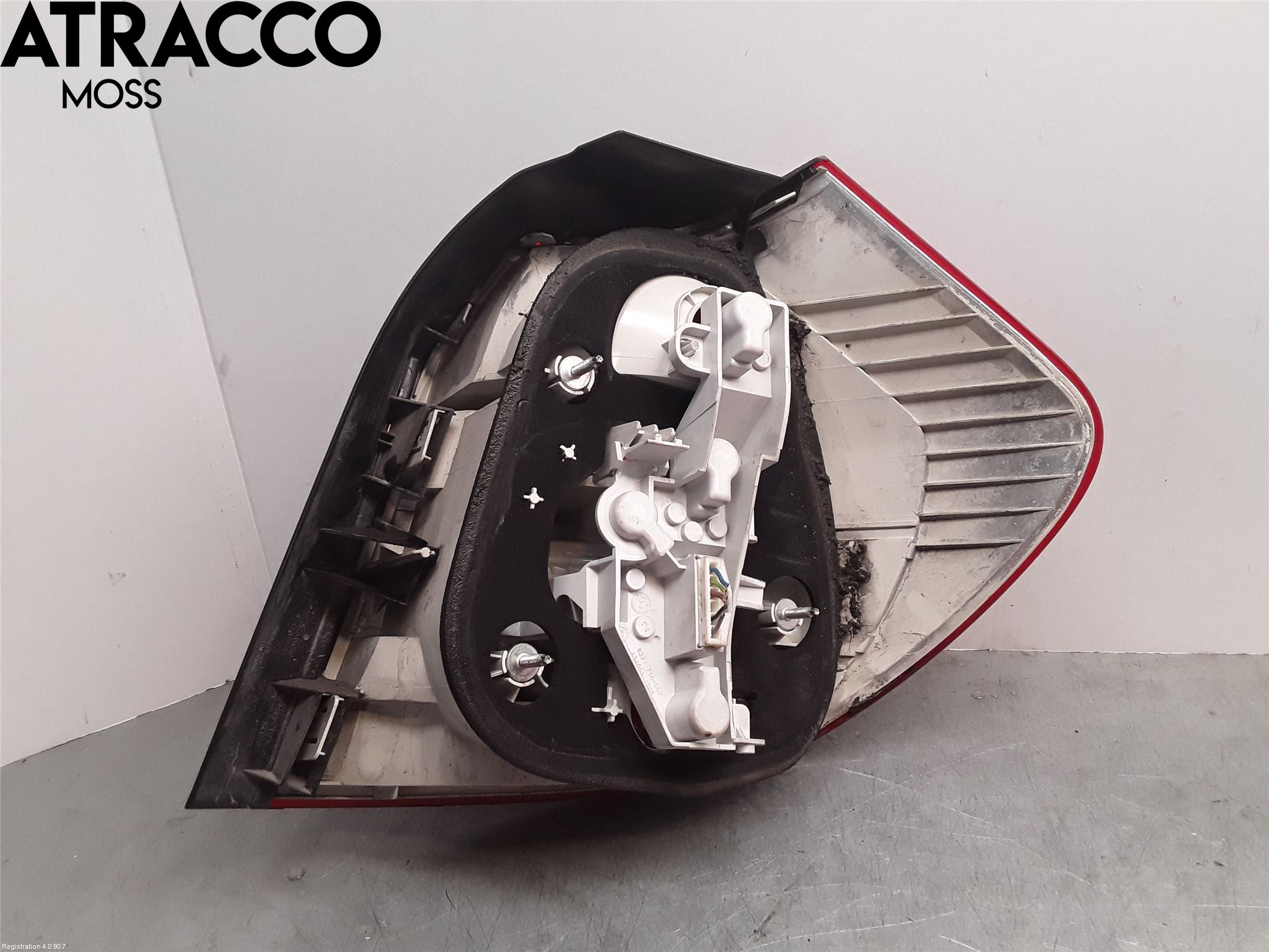 BMW 1 E87/81 5D/3D 03-11 Baklykt Venstre