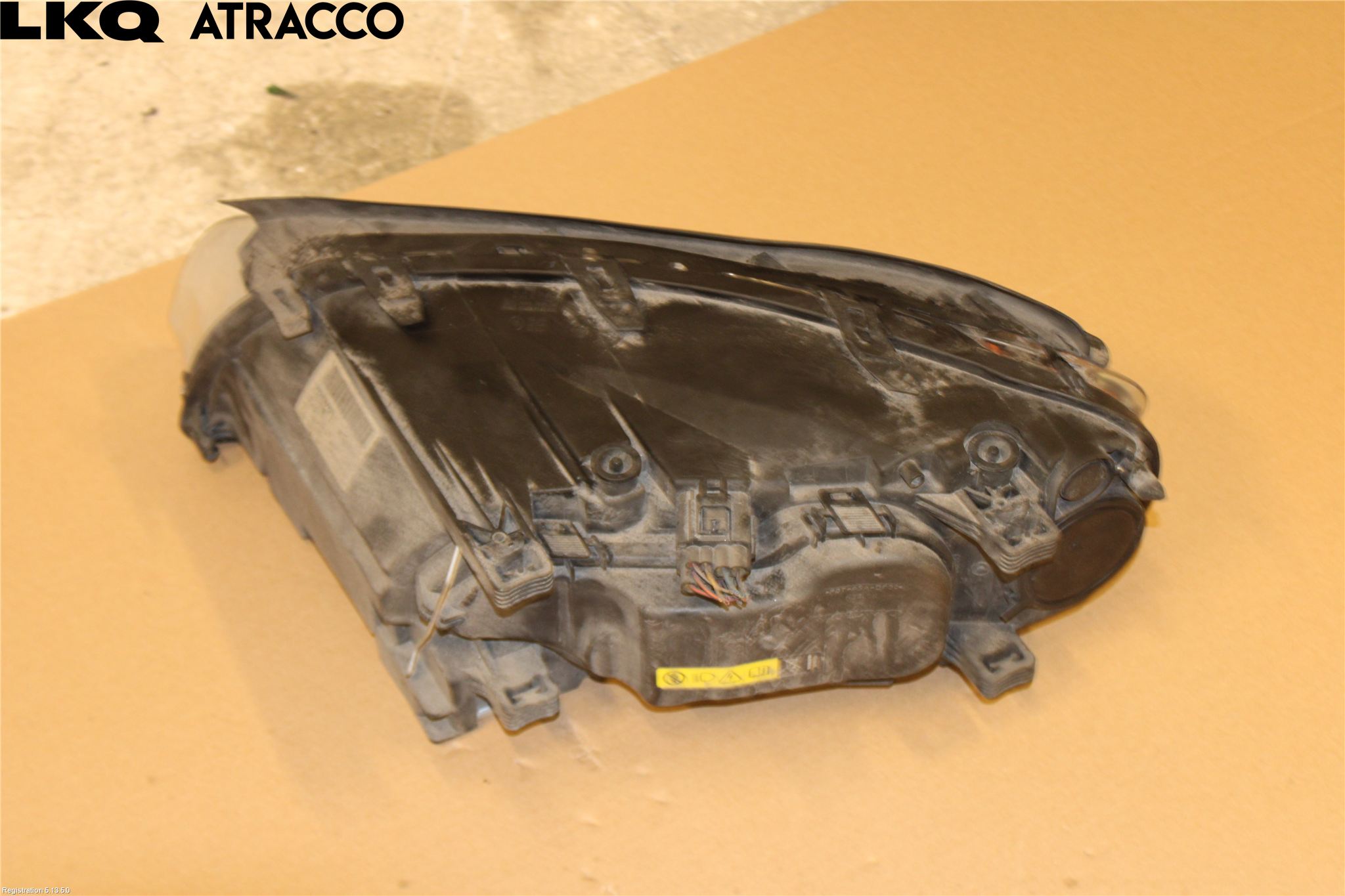 Volvo V70 08-13 Frontlykt Høyre