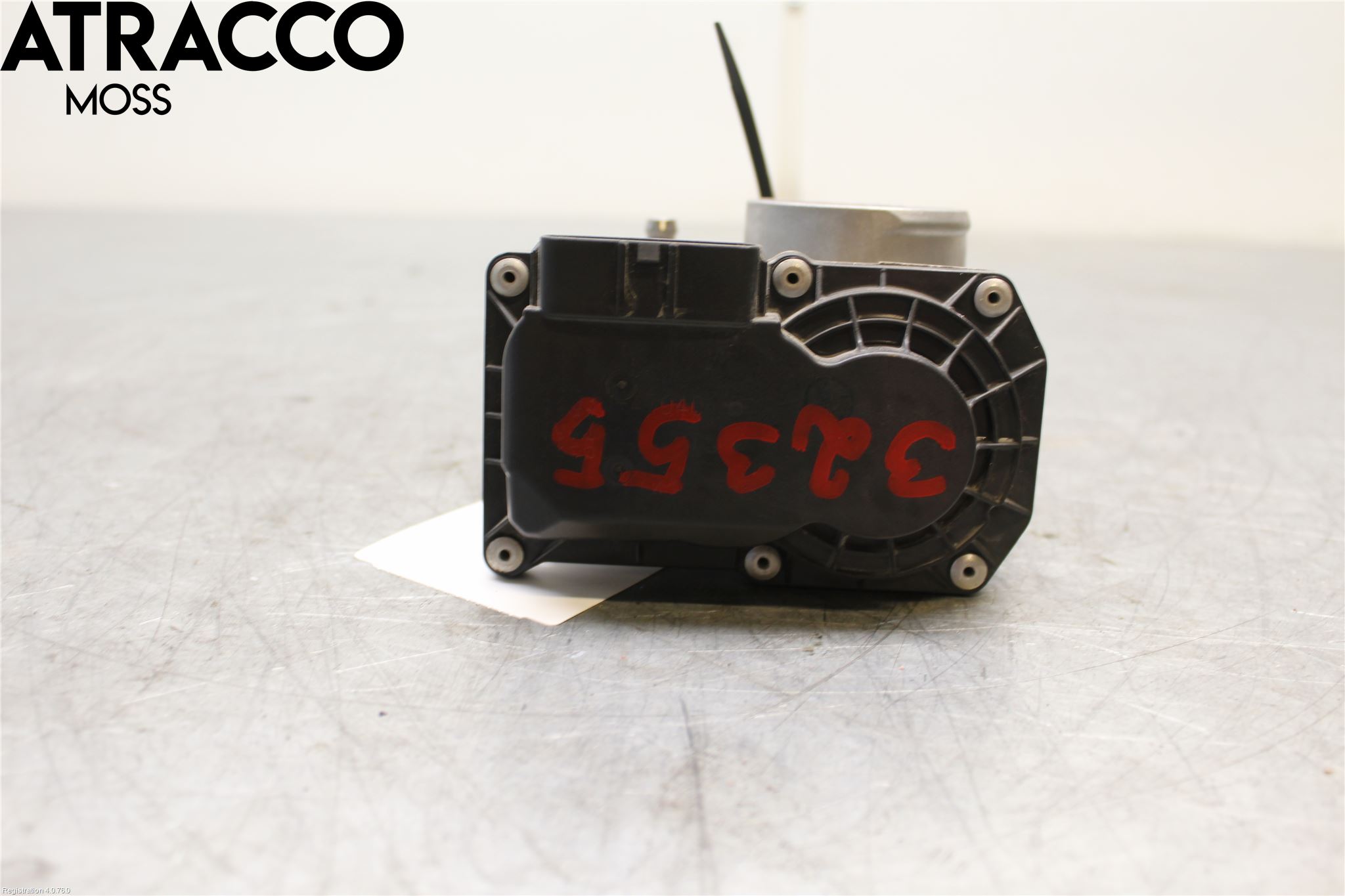 Toyota YARIS XP130 12-14 Inns Spjeldhus