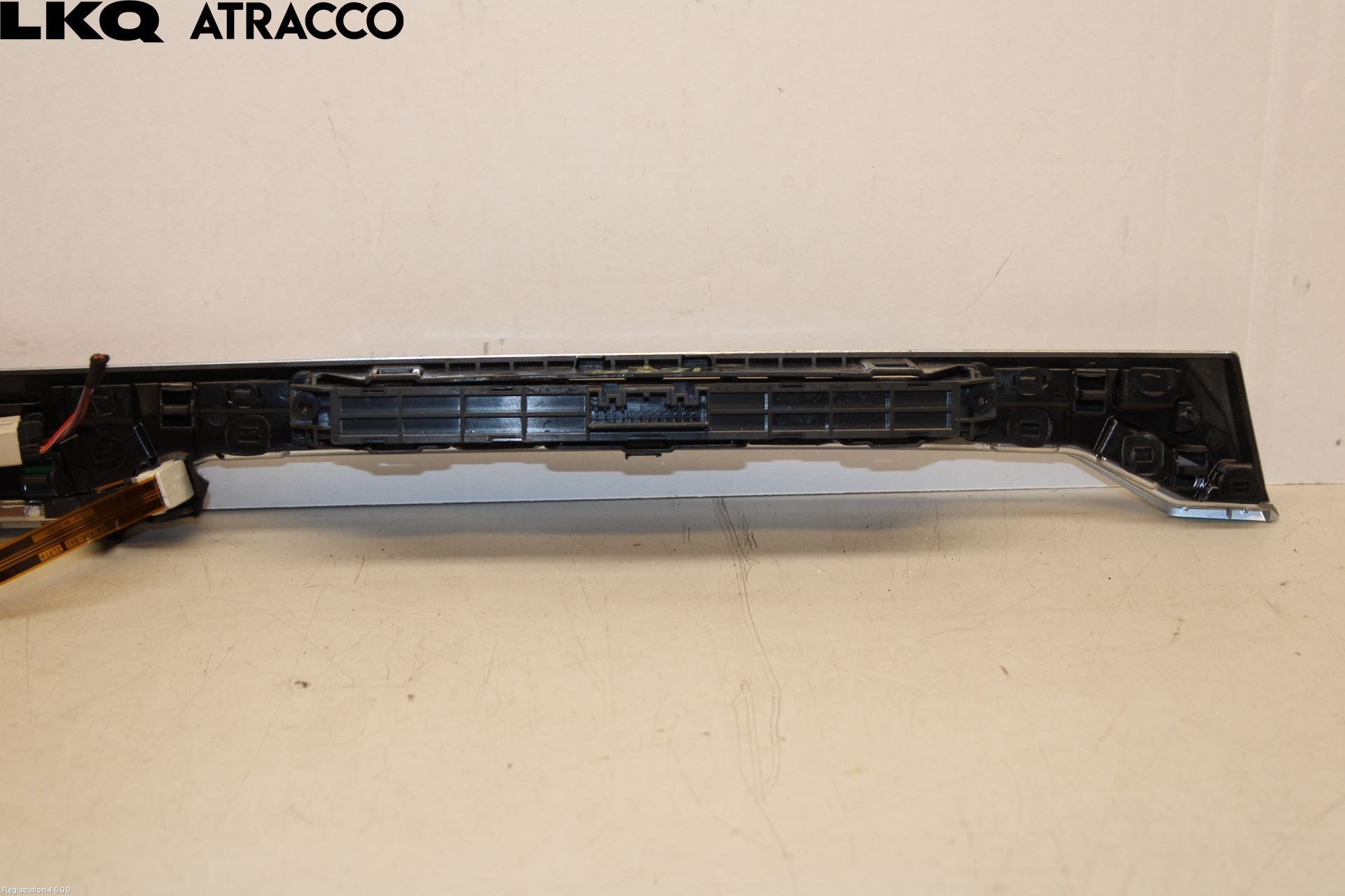 Volkswagen VW PASSAT 15-19 Bryter Varsel (Nødblink)