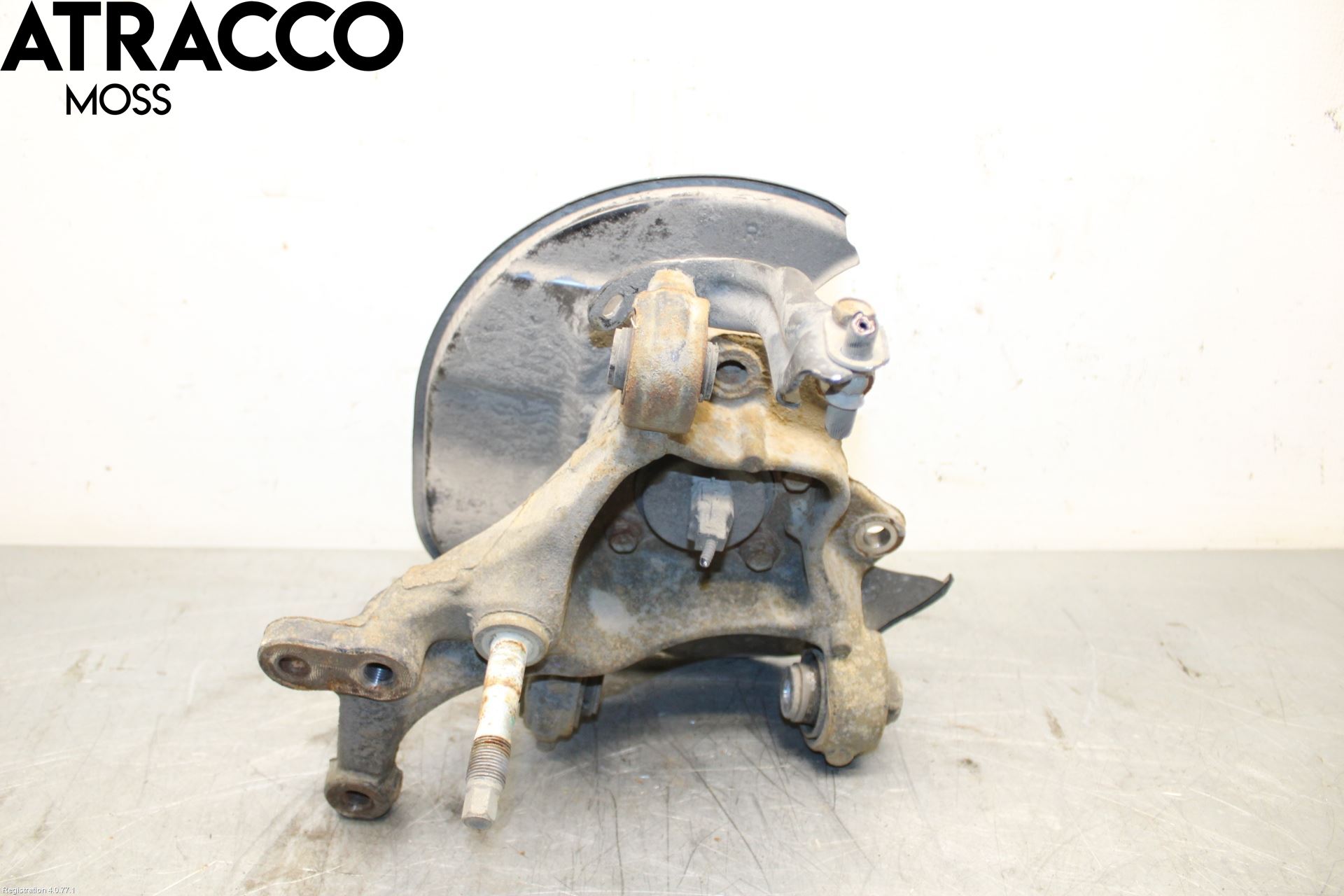 Toyota CAMRY 19-24 Spindel Hb