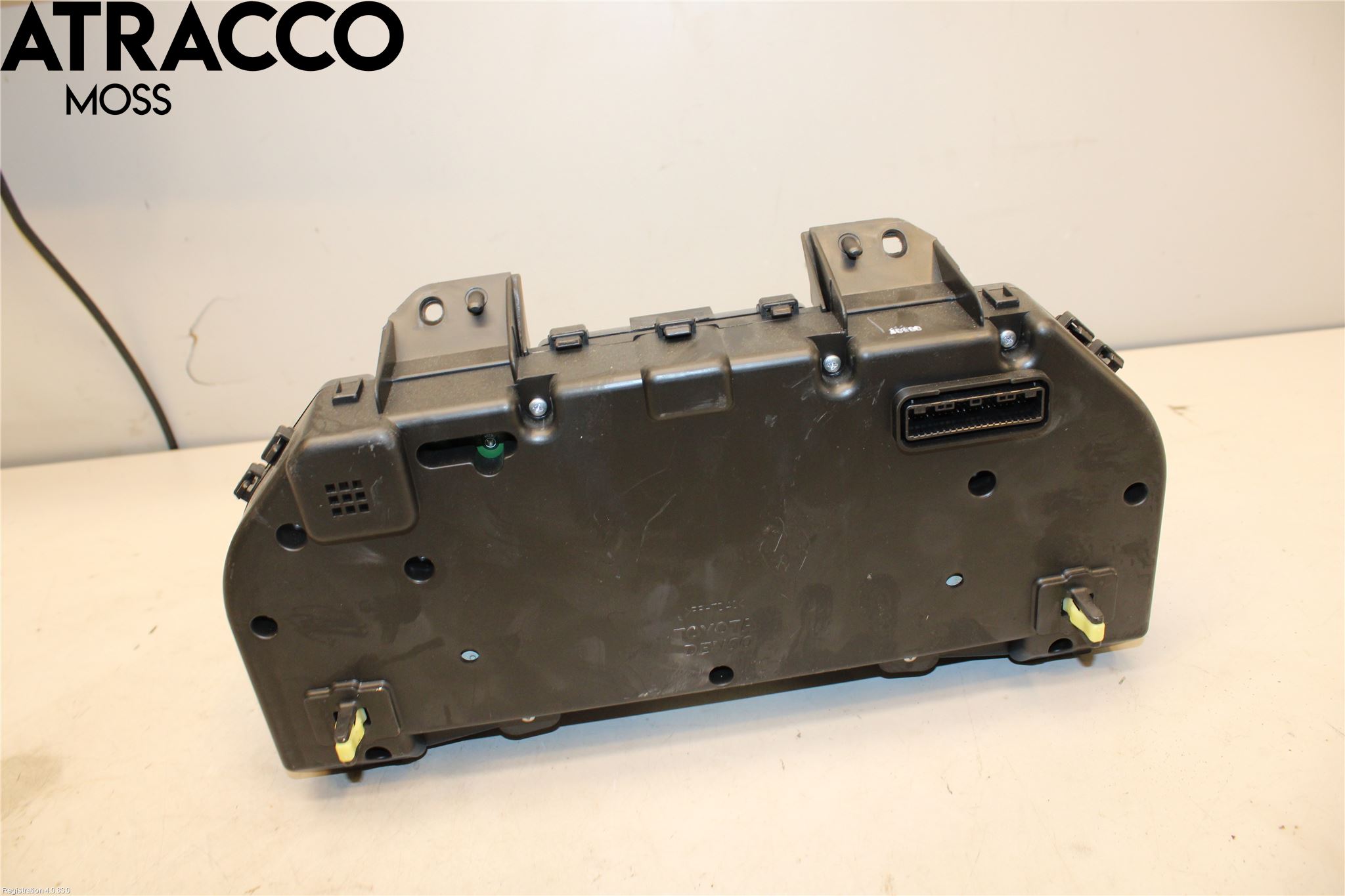 Toyota AVENSIS 09-15 Instr Kombinert