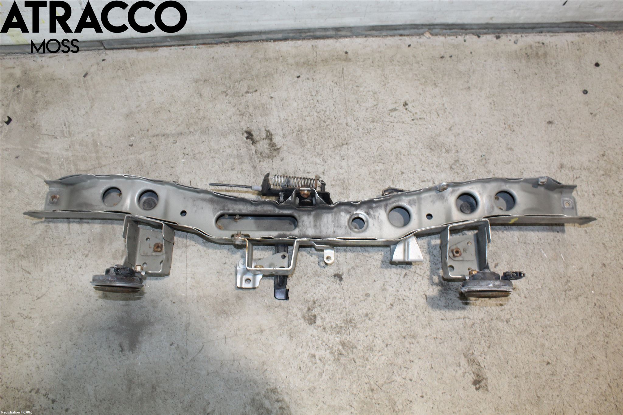 Toyota PRIUS+ ZVW40 12-20 Frontplate Øvre