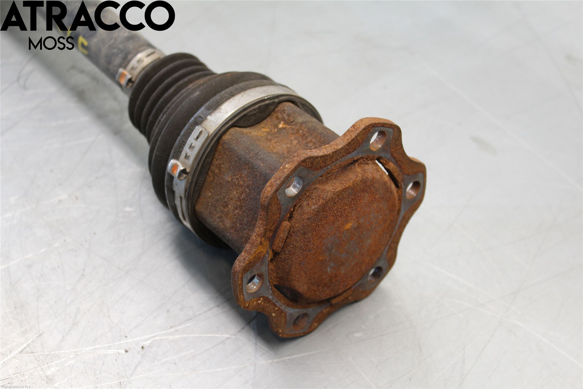 Audi Q5 09-16 Drivaksel Foran Kompl Venstre