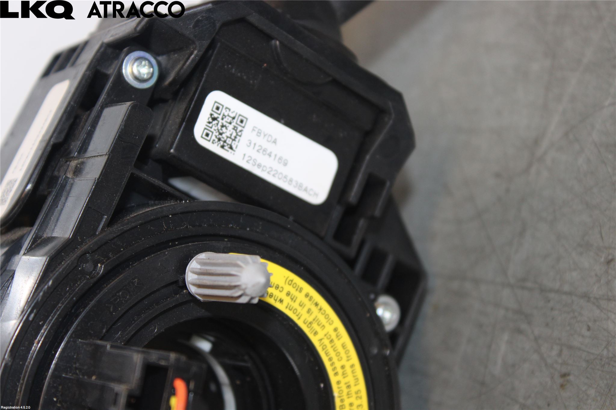 Volvo V40 12-19 Bryter Ratt Visker - Spyler