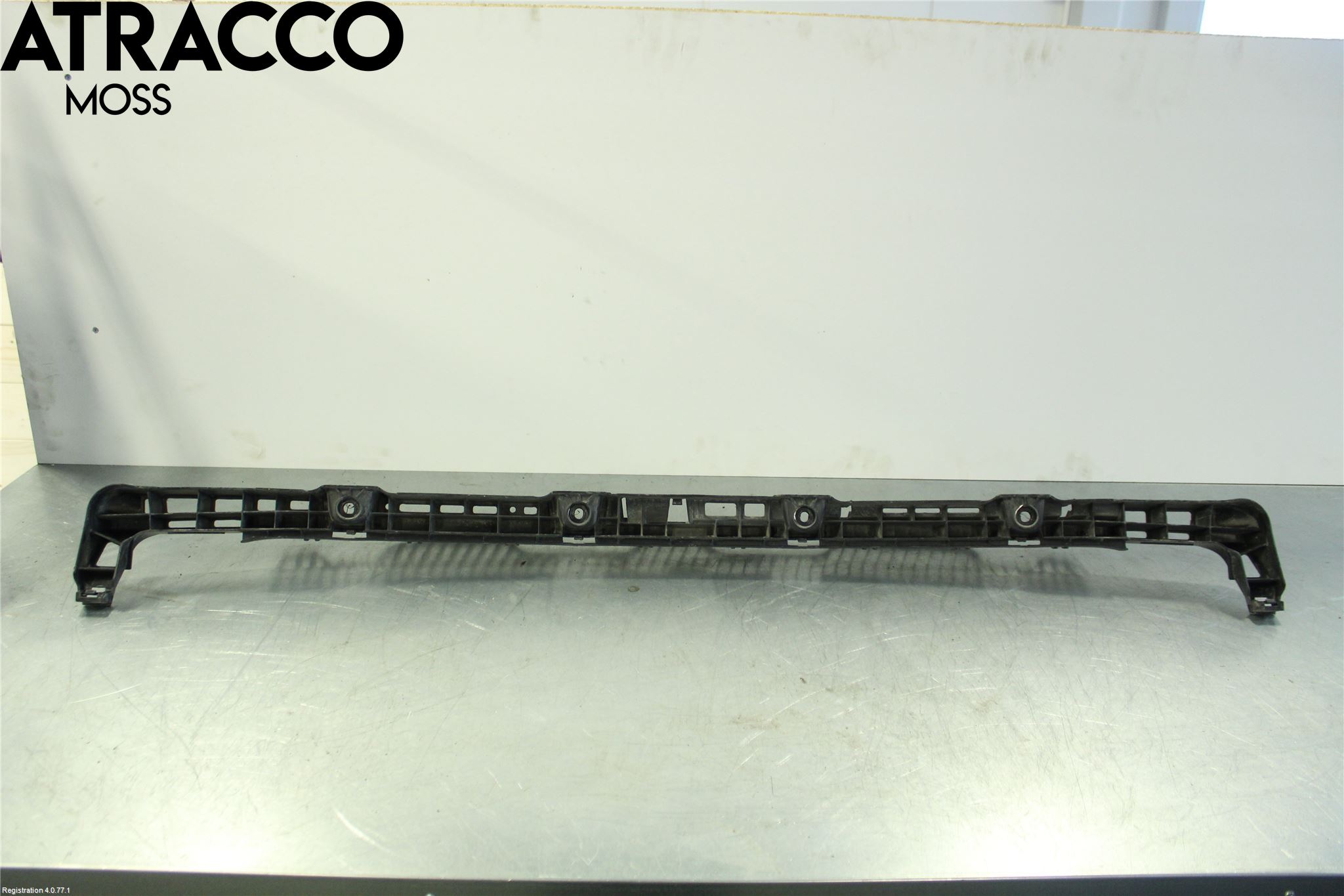 Volkswagen VW GOLF / E-GOLF VII 13-20 Støtfanger Bak Feste