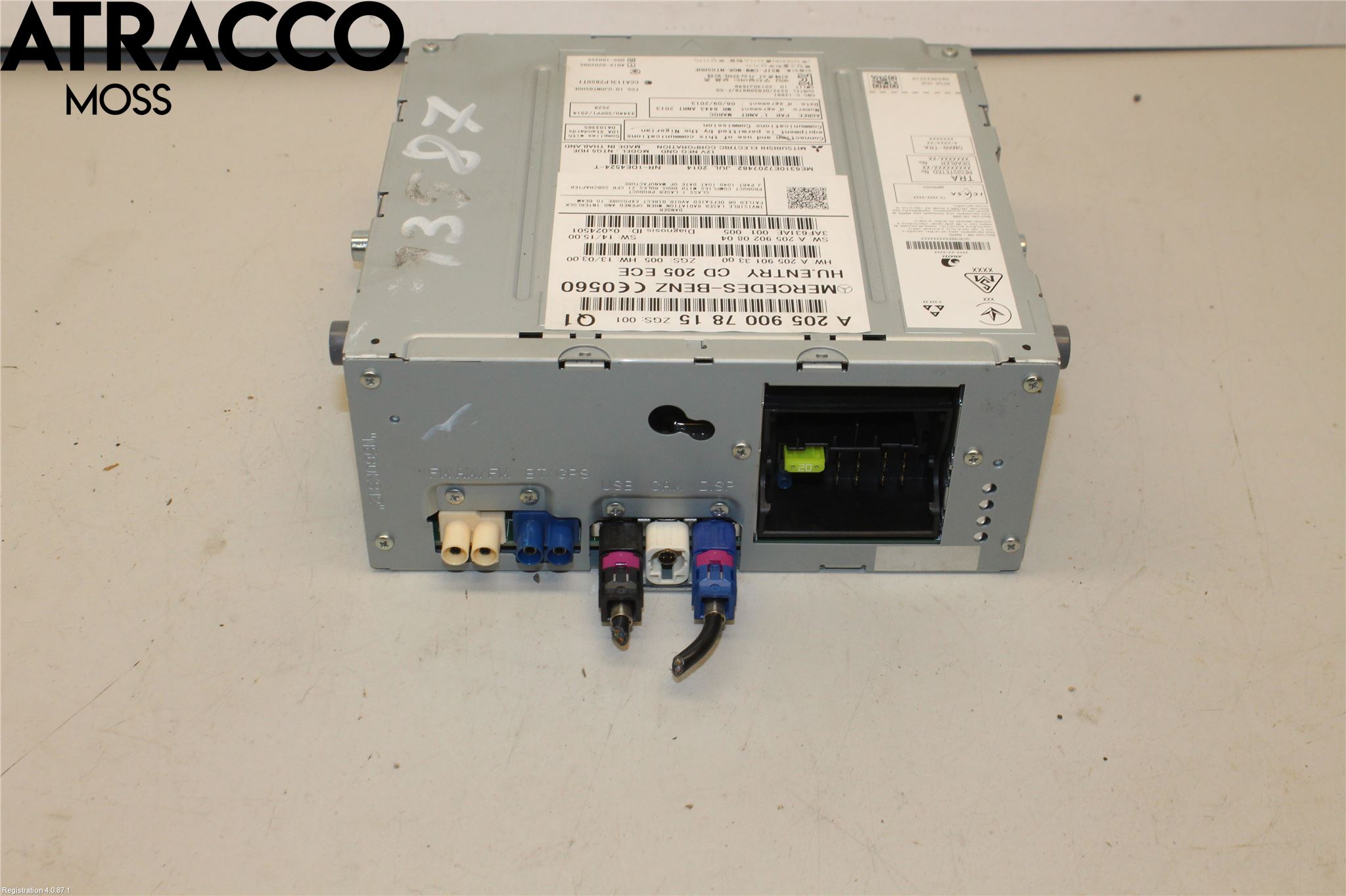 Mercedes-Benz MB C-KLASS (W205) 14-21 Stereo Radio Med Cd