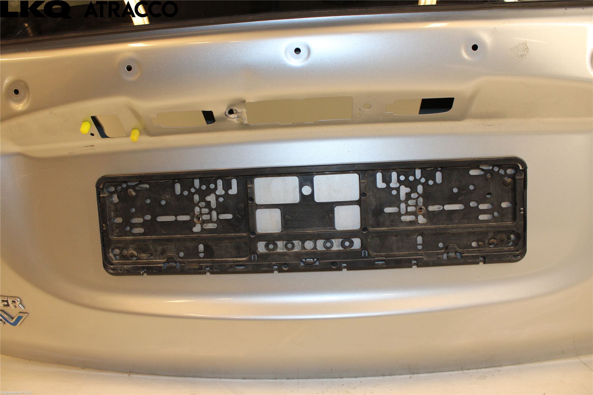Mitsubishi OUTLANDER 13-21 Bakluke Koffertlokk