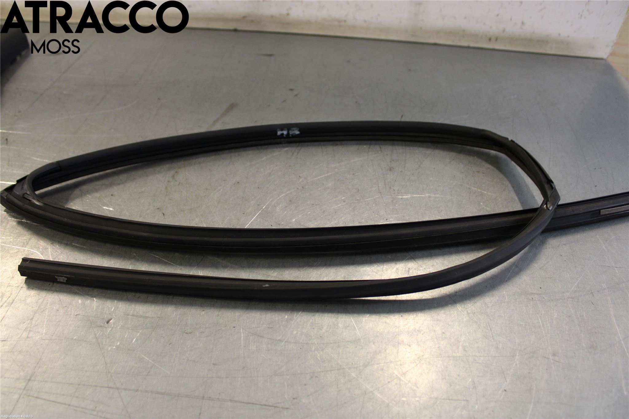 MG ZS EV 20- List Høyre Side