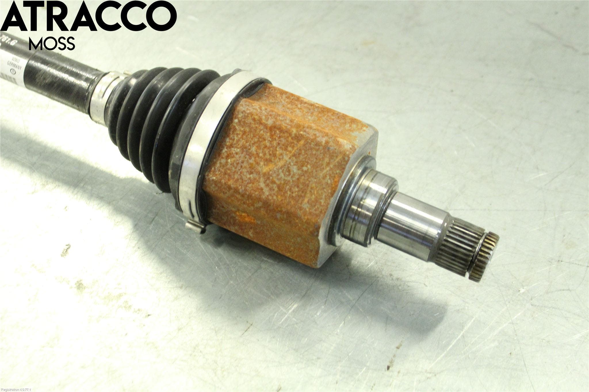 Volkswagen VW UP! / E-UP! Drivaksel Foran Kompl Venstre