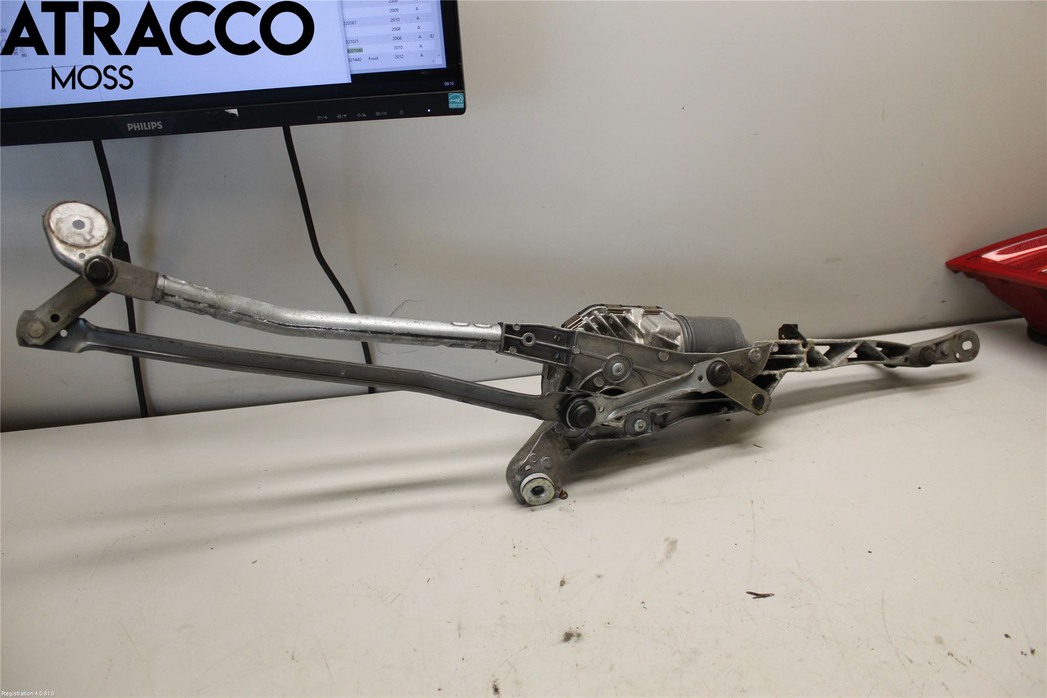 Mercedes-Benz MB C-KLASS (W204) 07-15 Viskermotor Frontrute