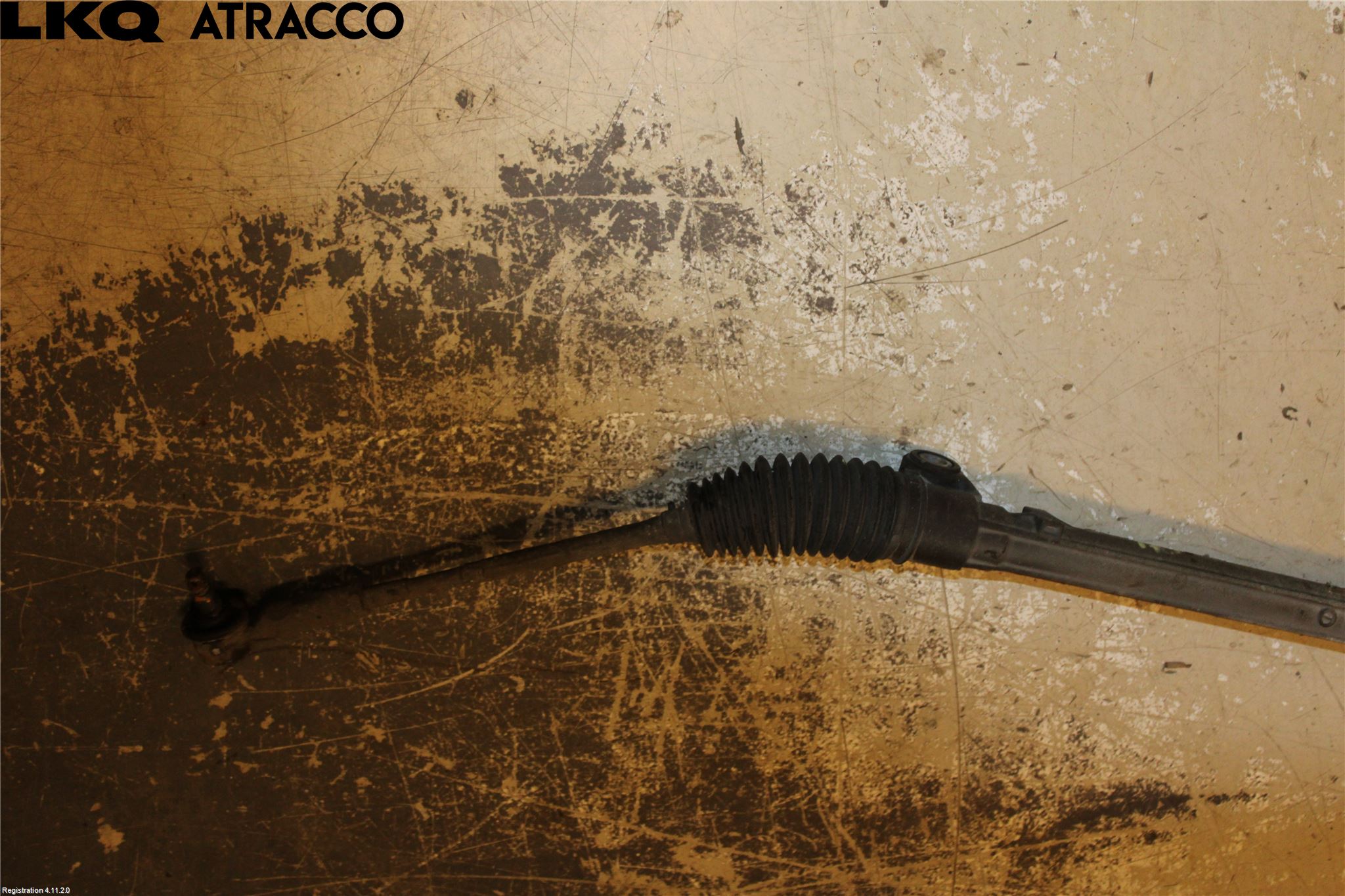 Suzuki SWIFT 17-24 Snekke - Tannstang