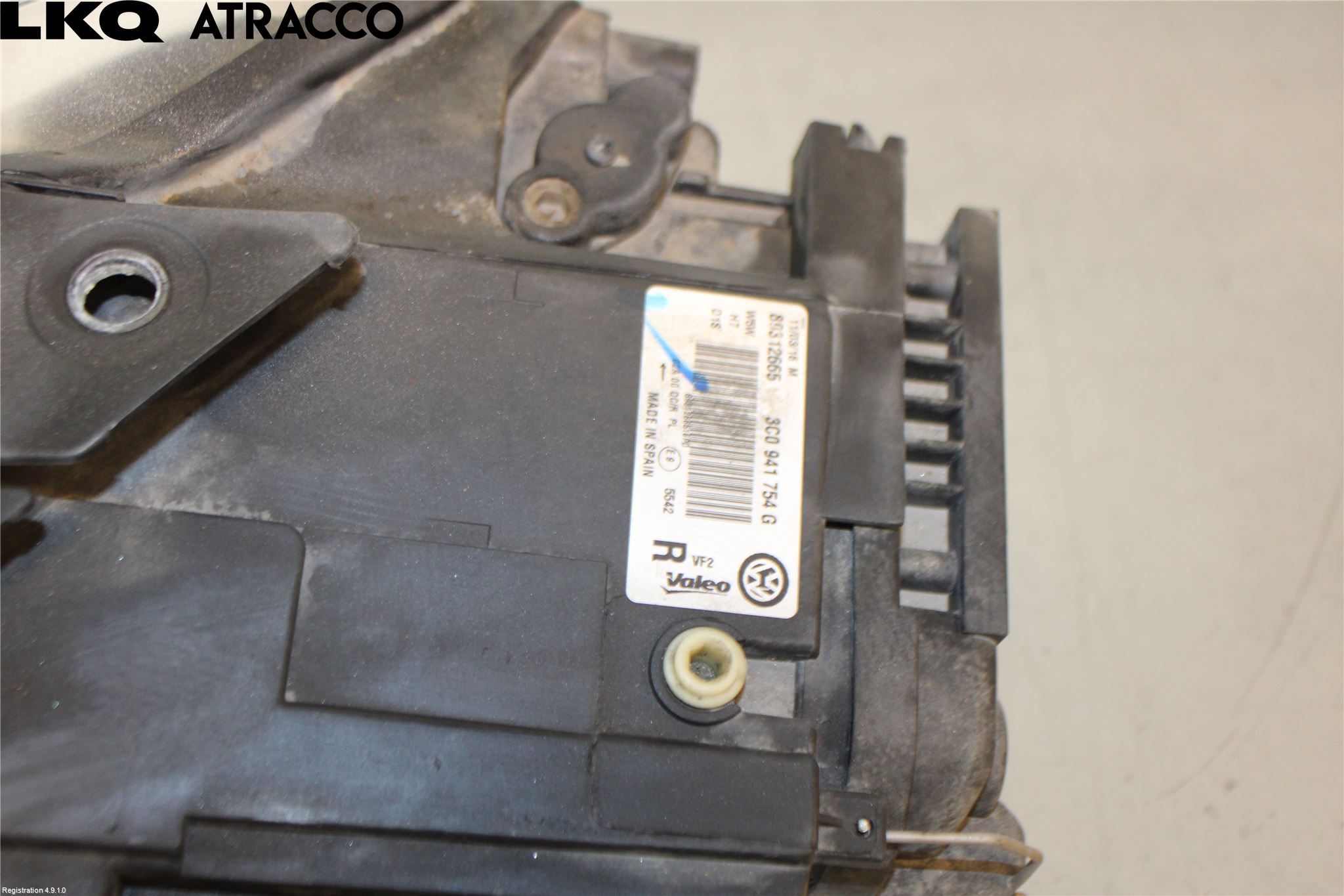 Volkswagen VW PASSAT 05-11 Frontlykt Høyre