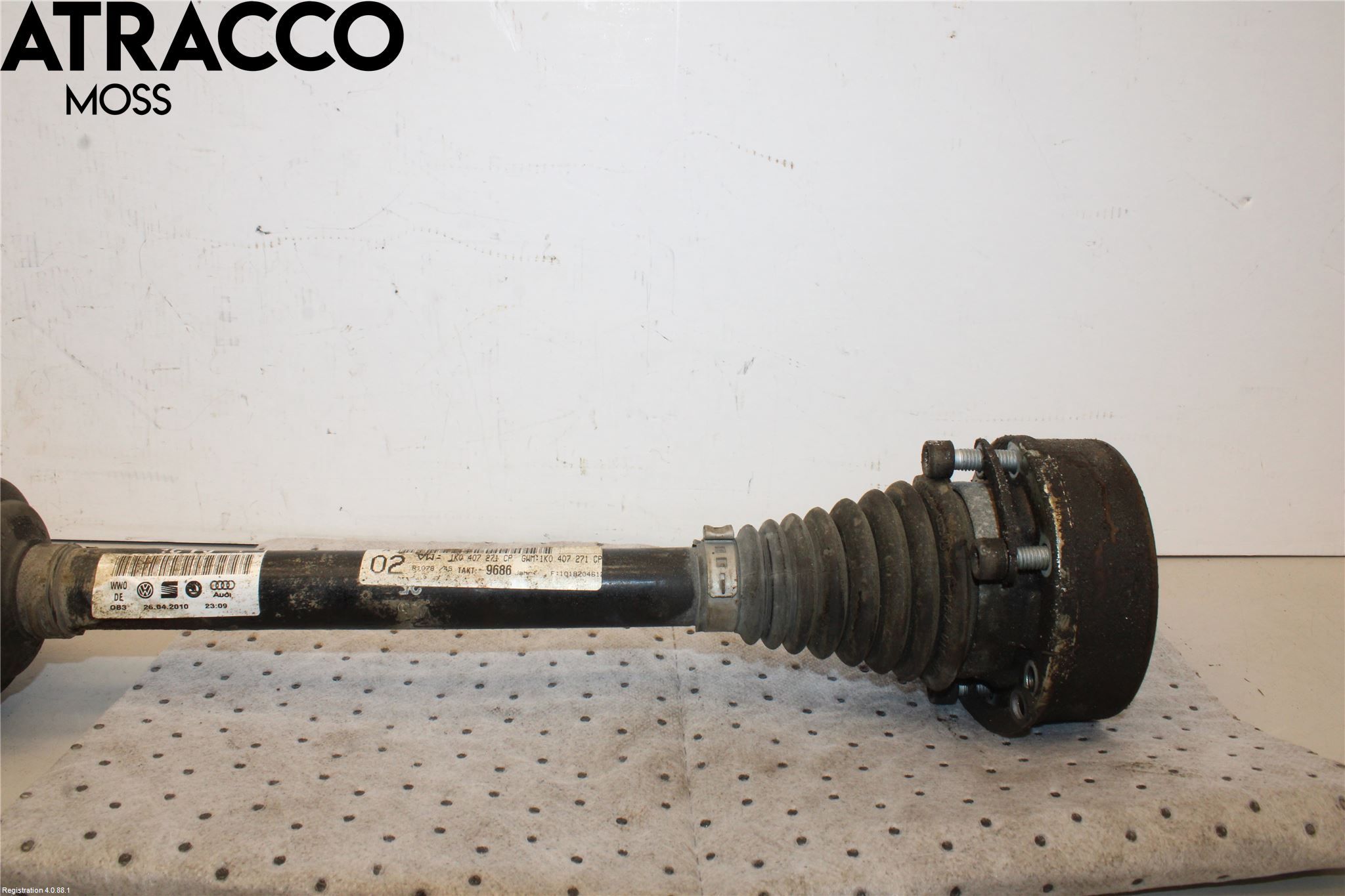 Volkswagen VW GOLF VI 09-13 Drivaksel Foran Kompl Venstre