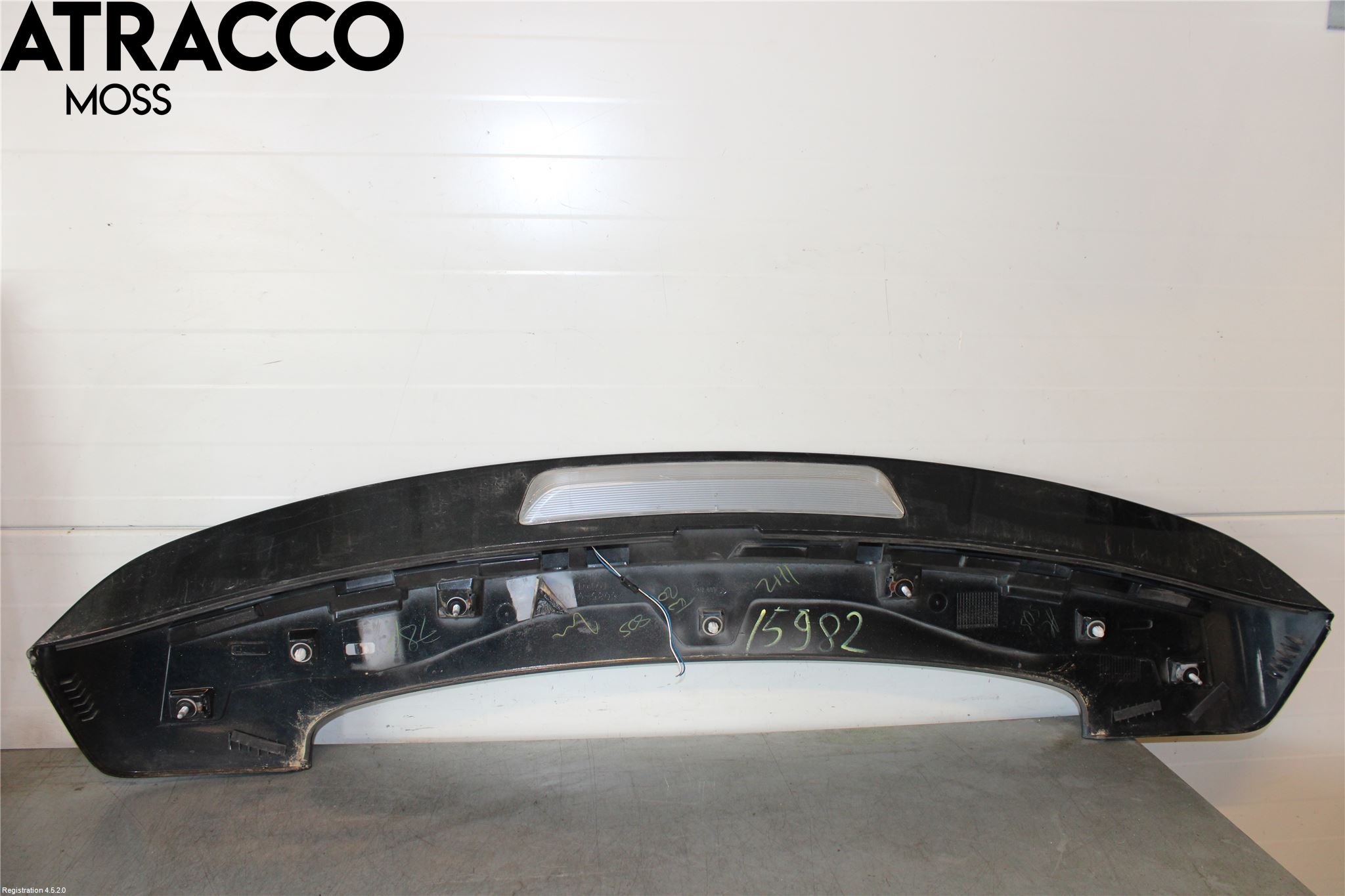 Toyota AVENSIS 09-15 Spoiler Bakluke