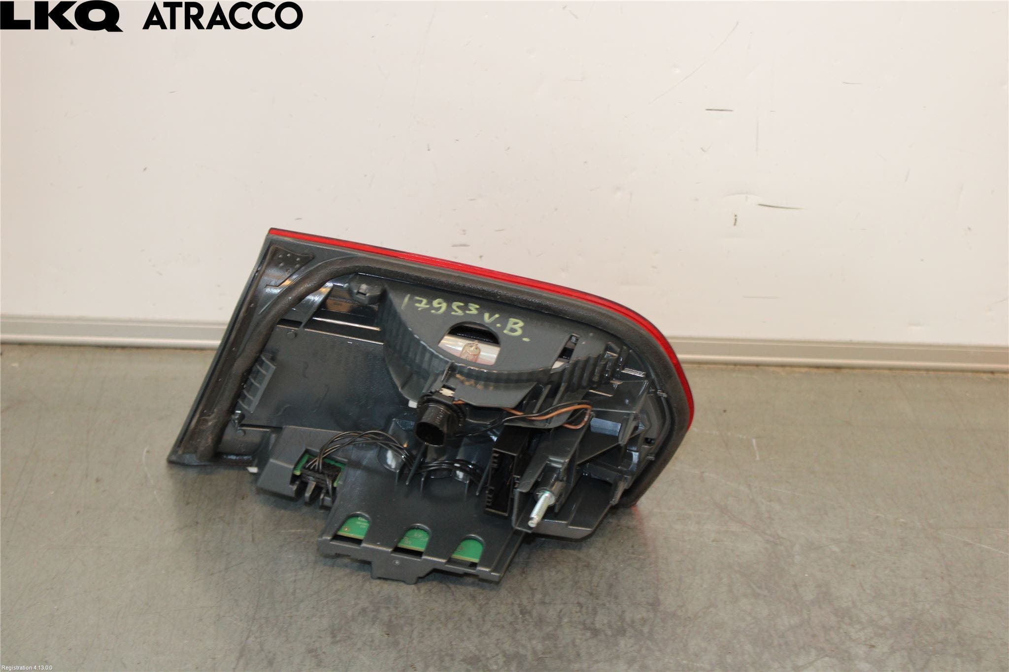 BMW 3 F30/F31/F80 12-19 Baklykt Venstre På Luke(Indre