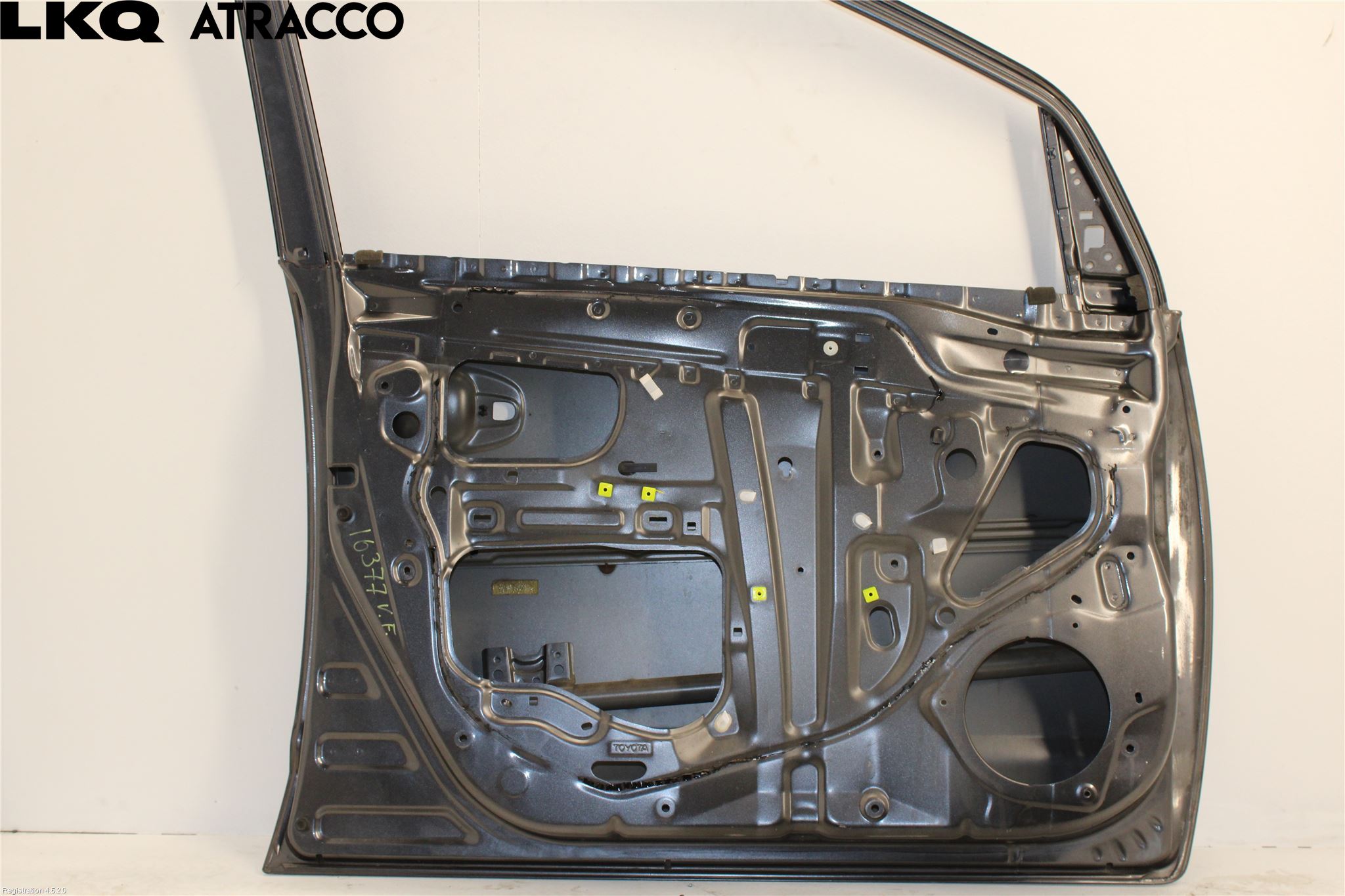 Toyota PRIUS NWH20 04-08 Dør 4D Foran Venstre