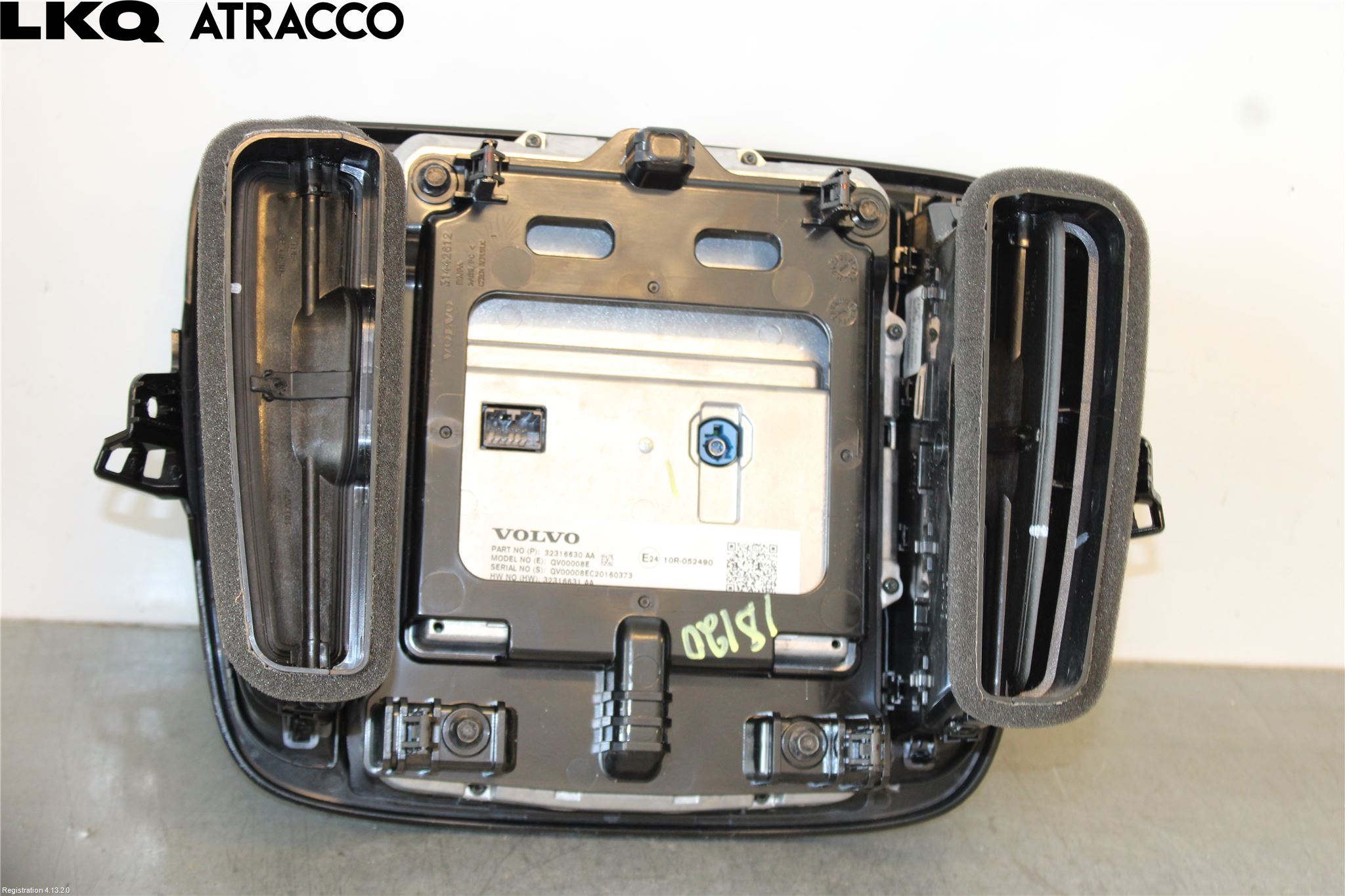 Volvo XC40/RECHARGE 18- Multifunktionsdisplay
