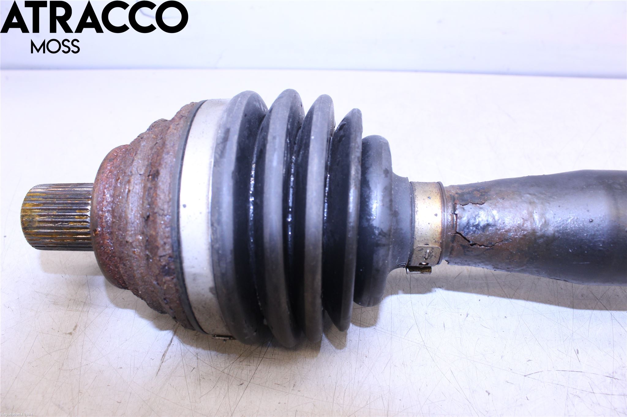 Volkswagen VW GOLF PLUS/CROSS GOLF 04-14 Drivaksel Foran Kompl Høyre