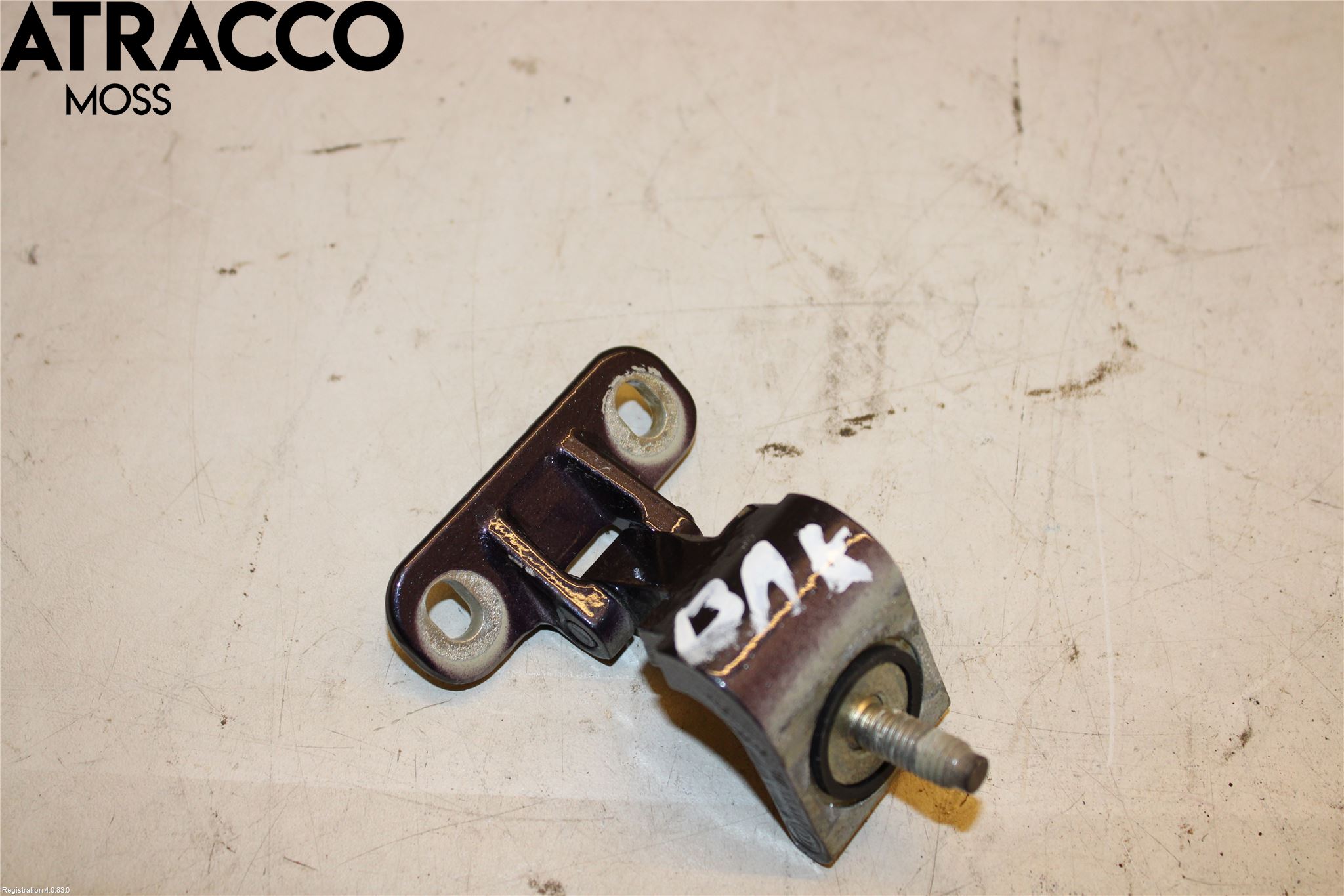 Audi Q4 E-TRON FZ 22- Bakluke Hengsel Venstre