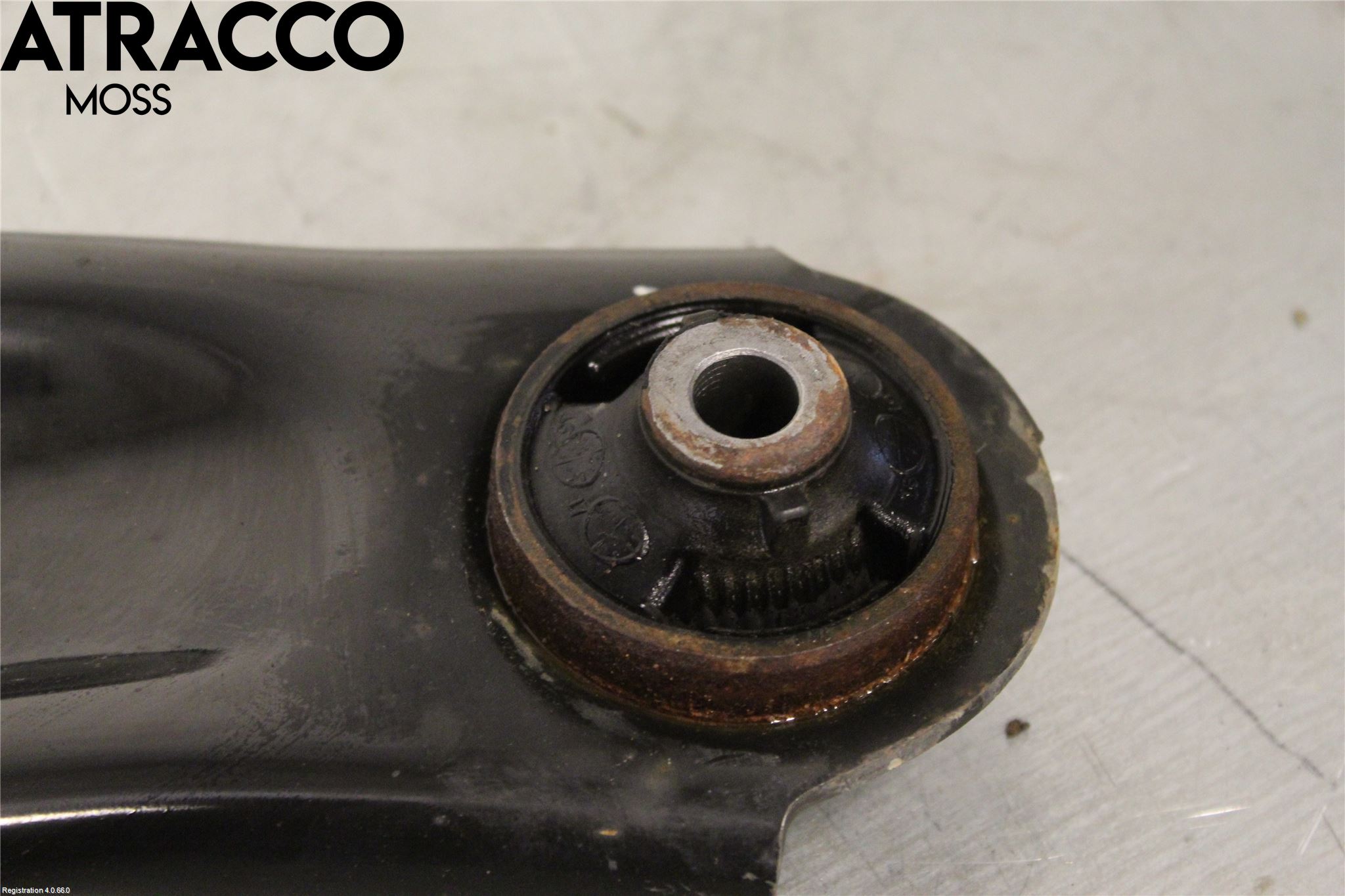 Nissan LEAF 18- Bærearm Foran Høyre Nedre