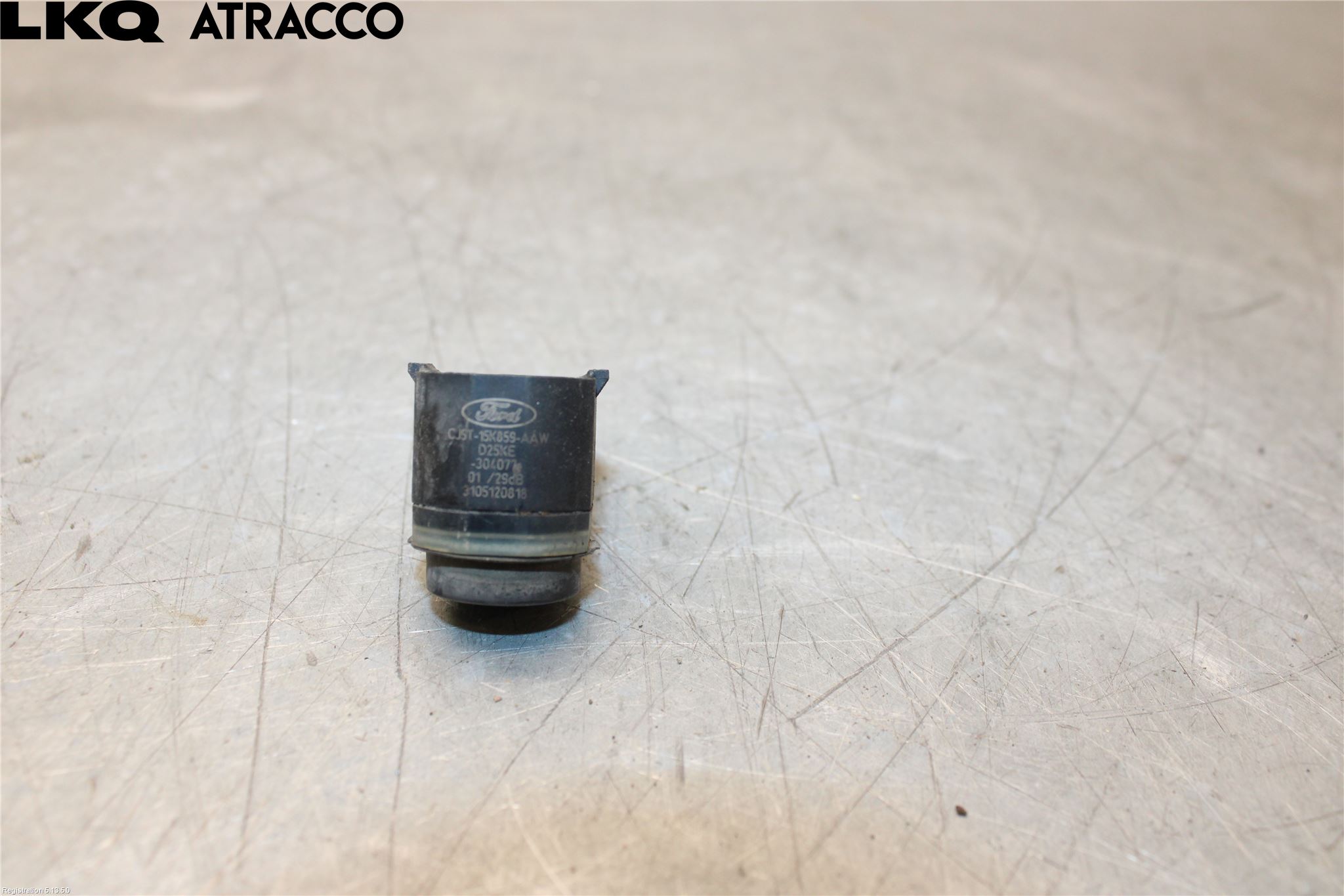 Ford C-MAX II  11-14 Sensor Parkering Front