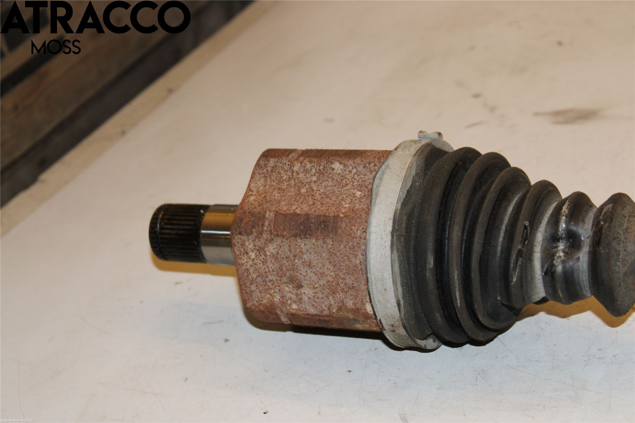 Volkswagen VW TRANSP/CARAVELLE (T6) 16-22 Drivaksel Foran Kompl Venstre