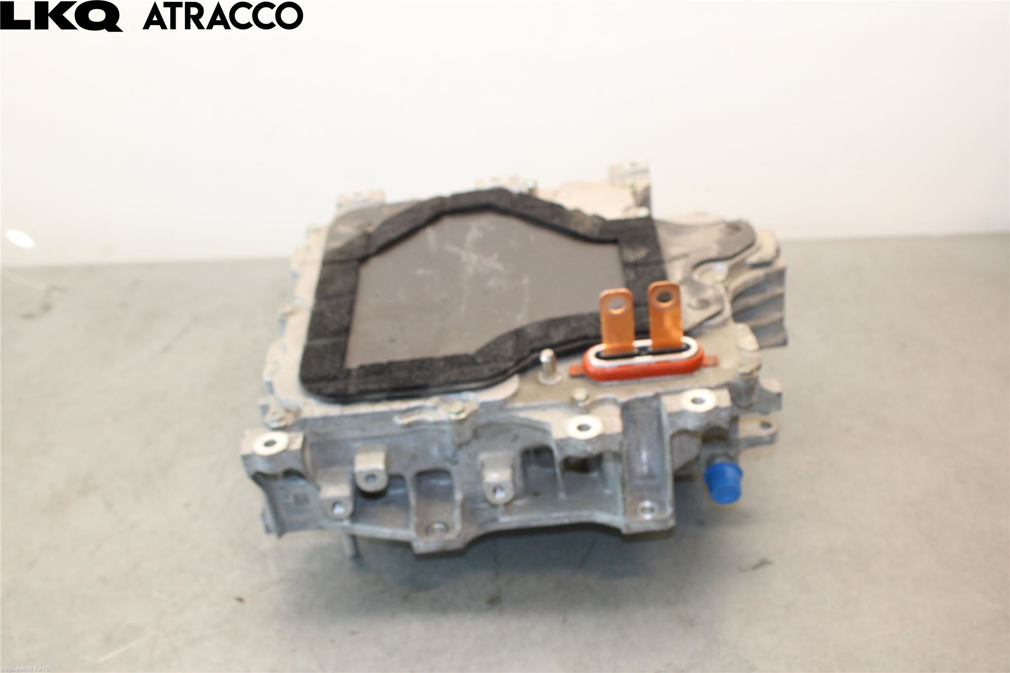 Nissan LEAF 18- Inverter 12-)220V