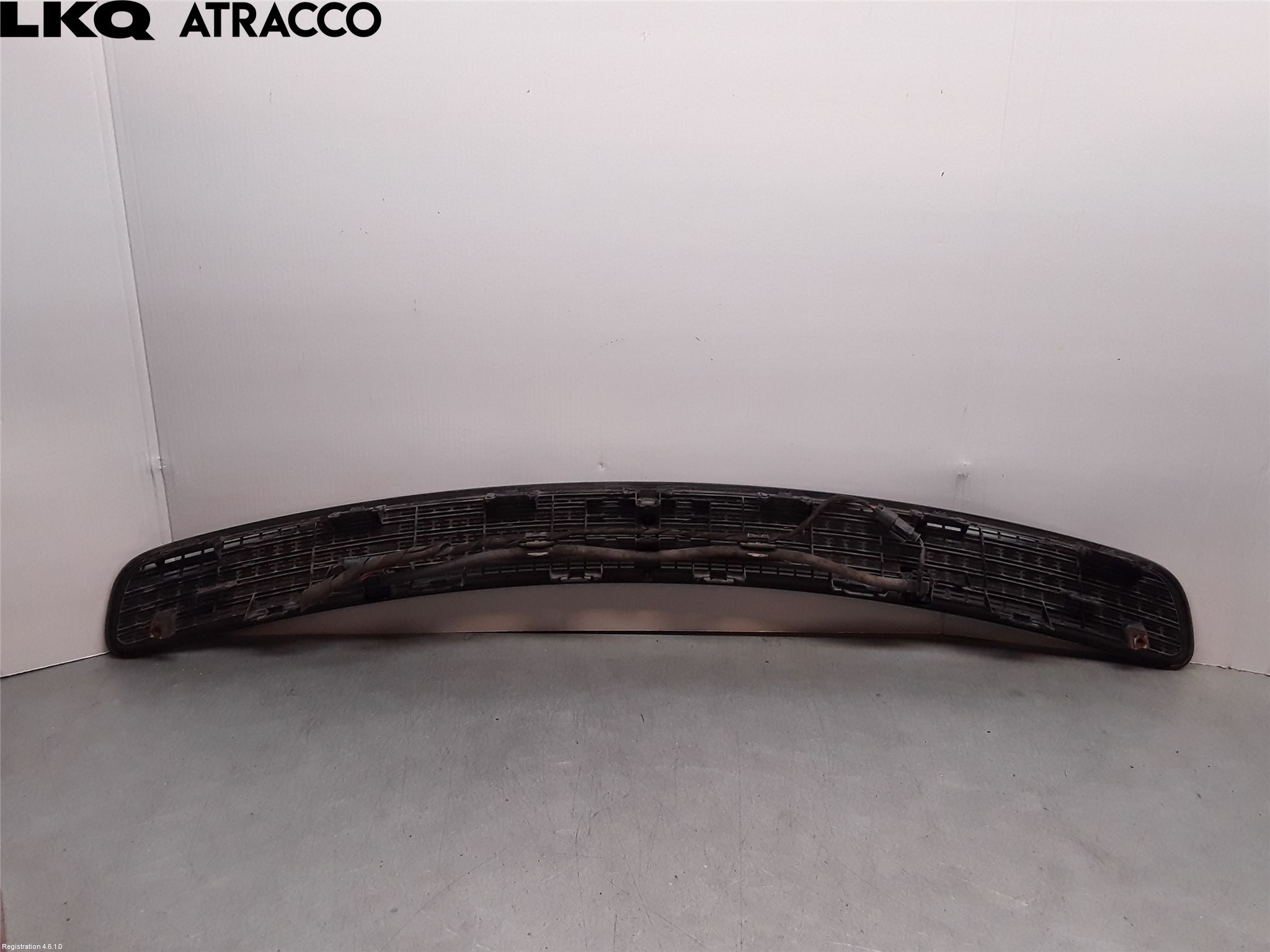 Mercedes-Benz MB E-KLASS (W211) 02-09 Panser Luftinntak Oppå