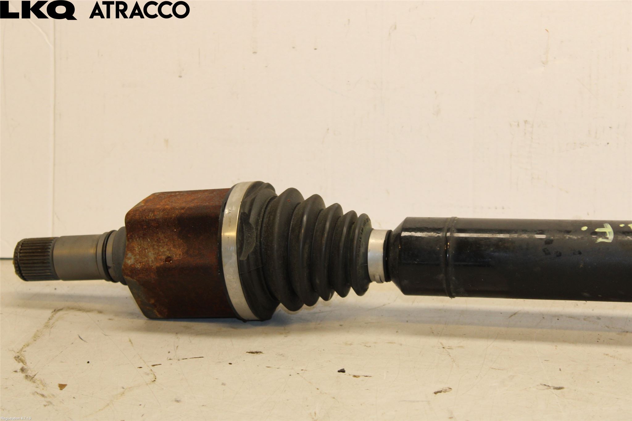 Skoda SUPERB 16-24 Drivaksel Foran Kompl Høyre