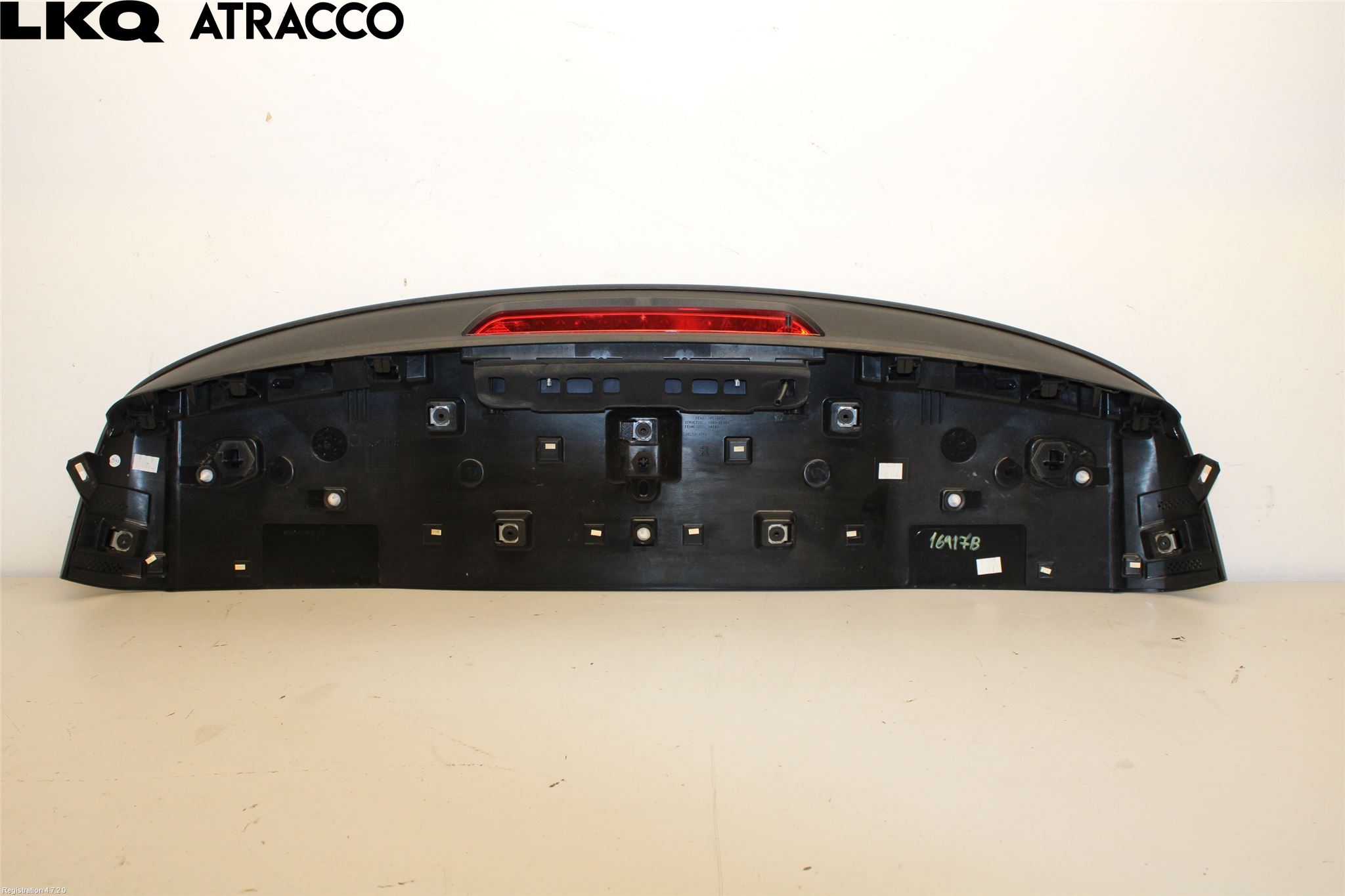 Peugeot 2008/E-2008 20- Spoiler Bakluke